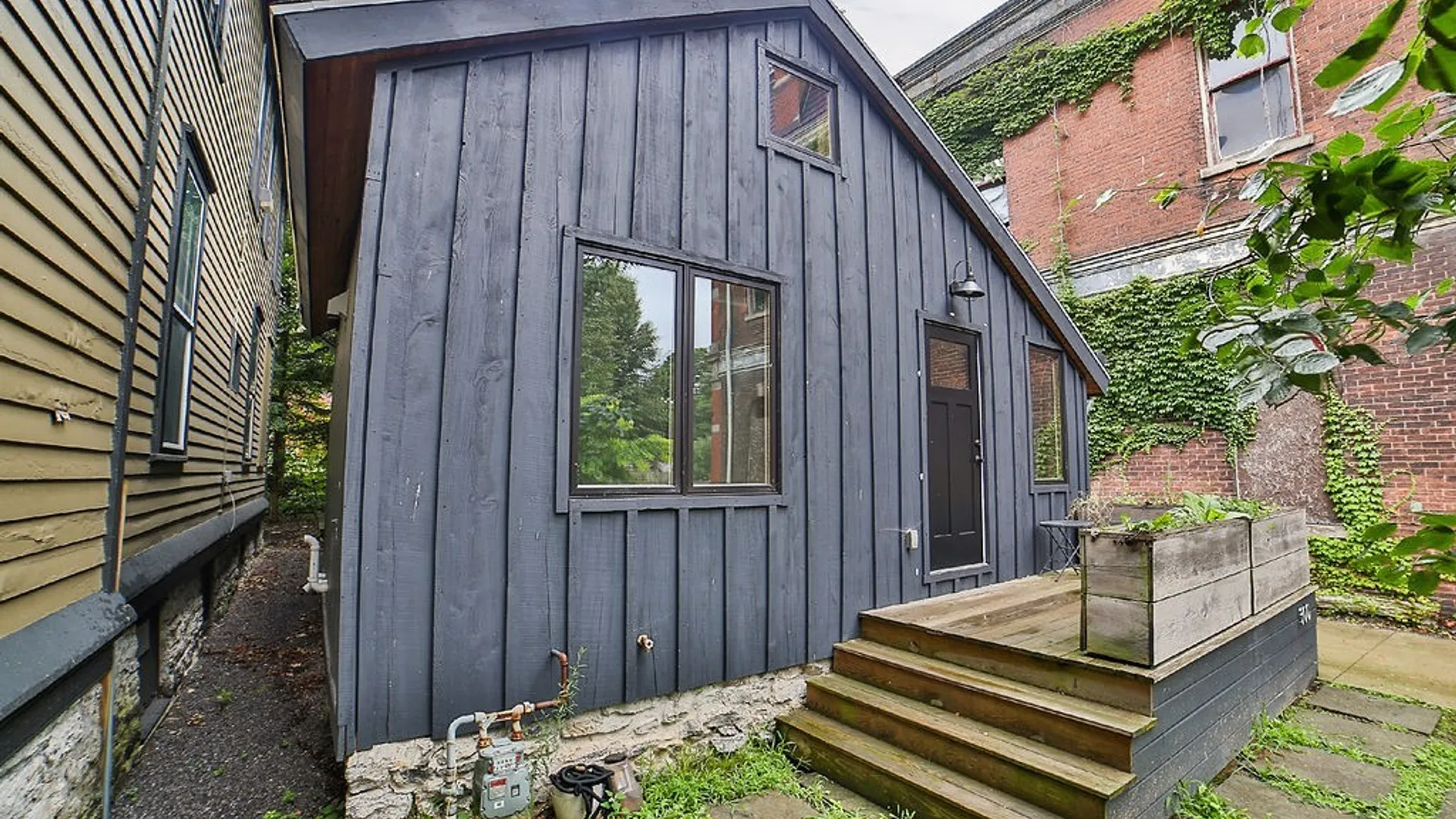 Property at 300 Jersey Street, Buffalo, NY 14201 3