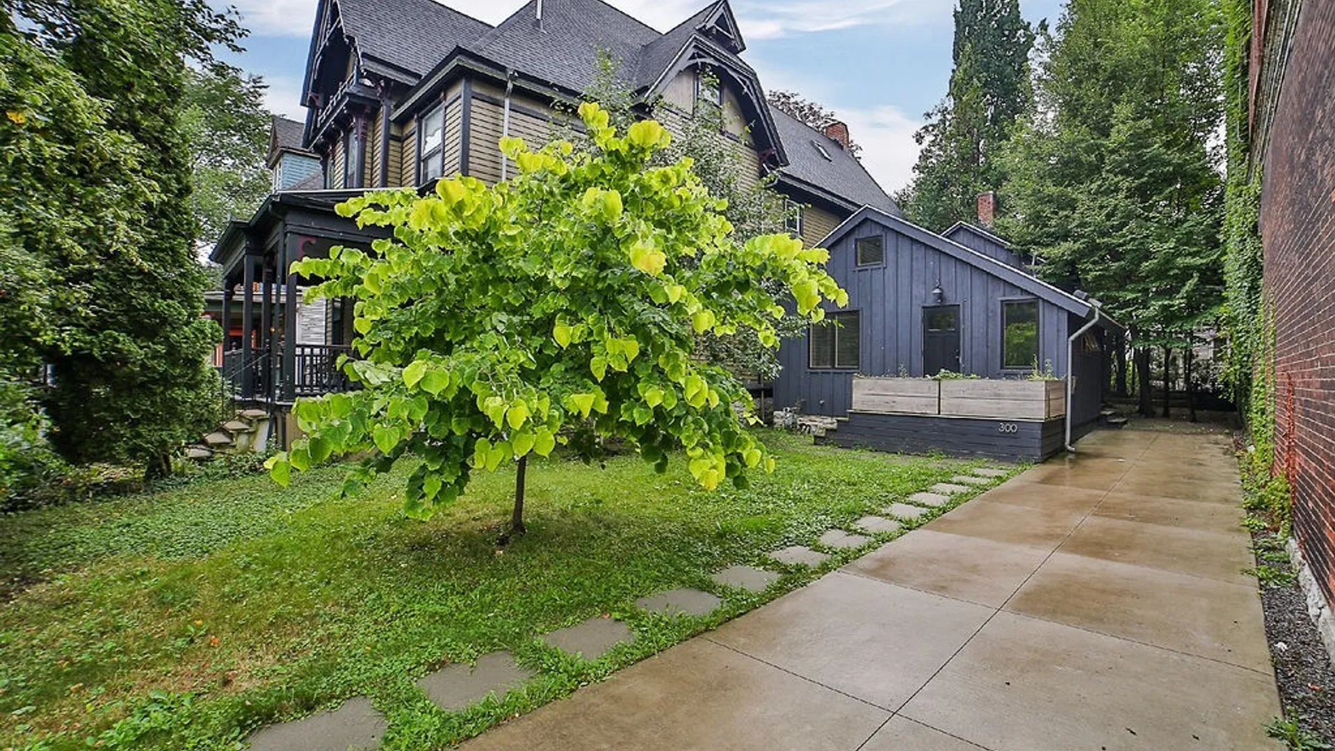 Property at 300 Jersey Street, Buffalo, NY 14201 6
