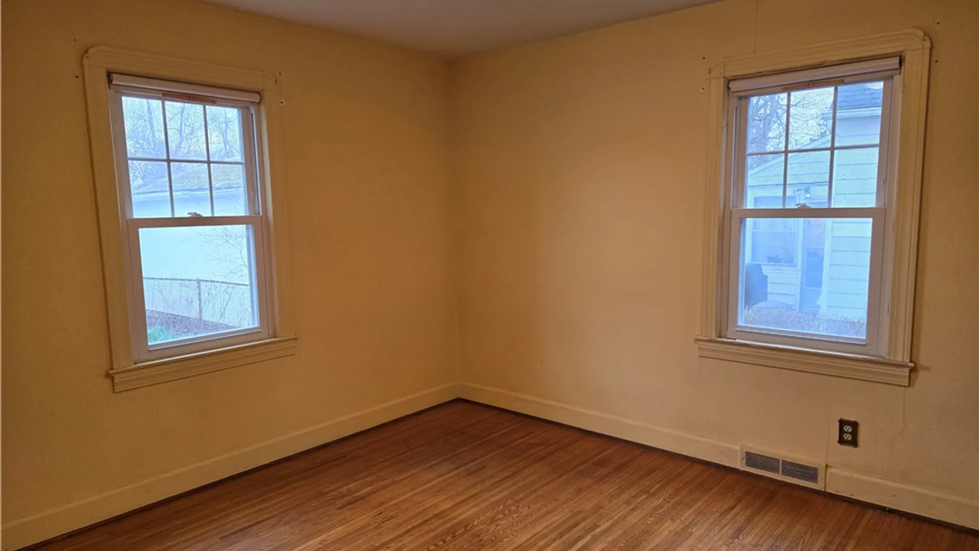 Property at 3 Celia Drive, Henrietta, NY 14623 18