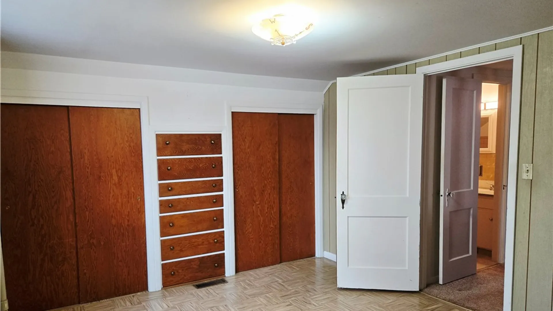 Property at 3 Celia Drive, Henrietta, NY 14623 32