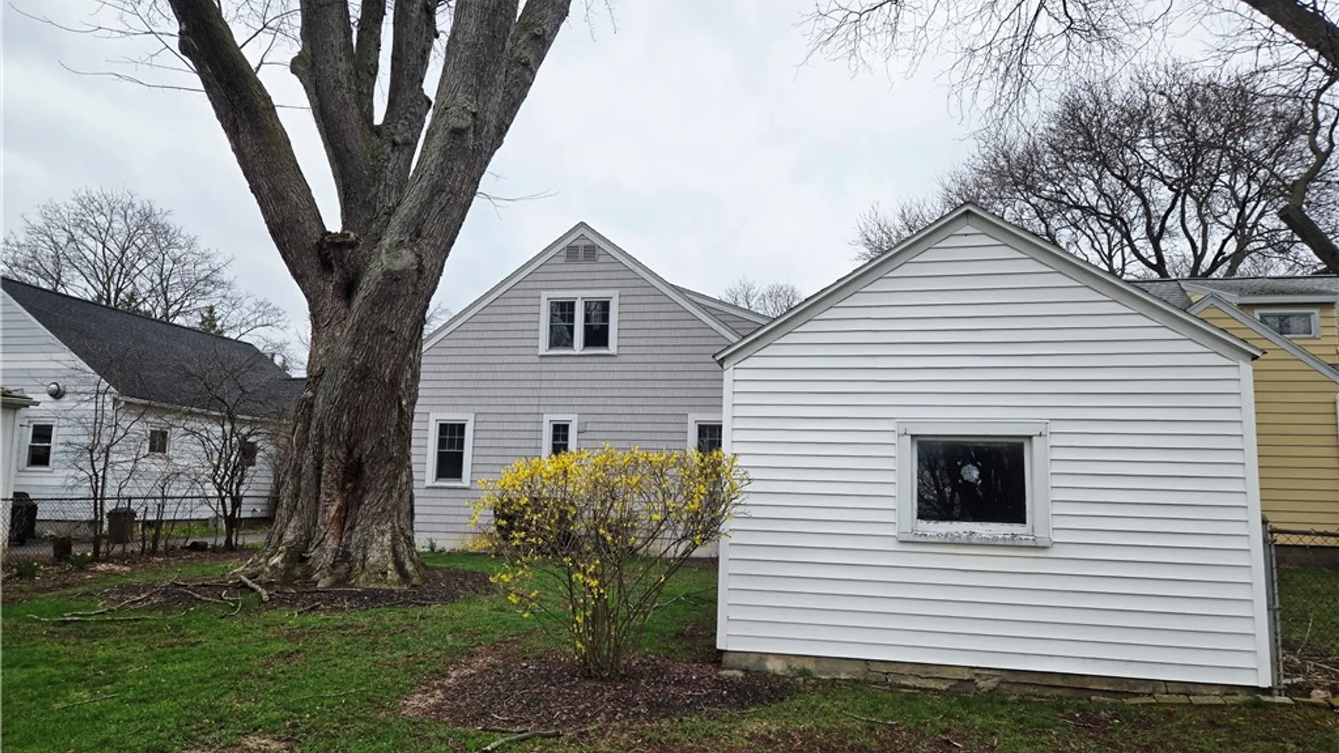 Property at 3 Celia Drive, Henrietta, NY 14623 49