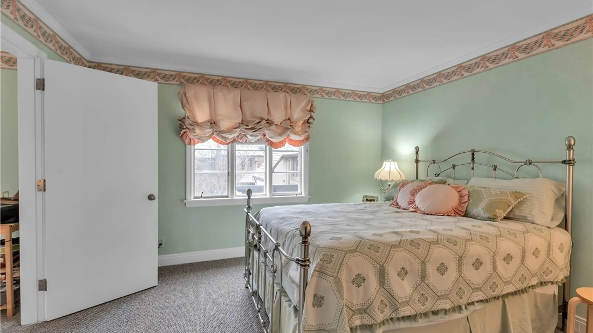 Property at 75 Nottingham Terrace, Buffalo, NY 14216 29