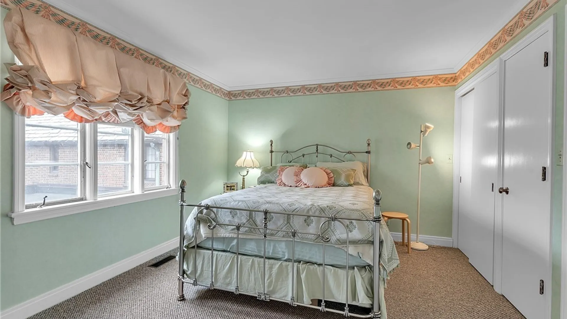 Property at 75 Nottingham Terrace, Buffalo, NY 14216 30