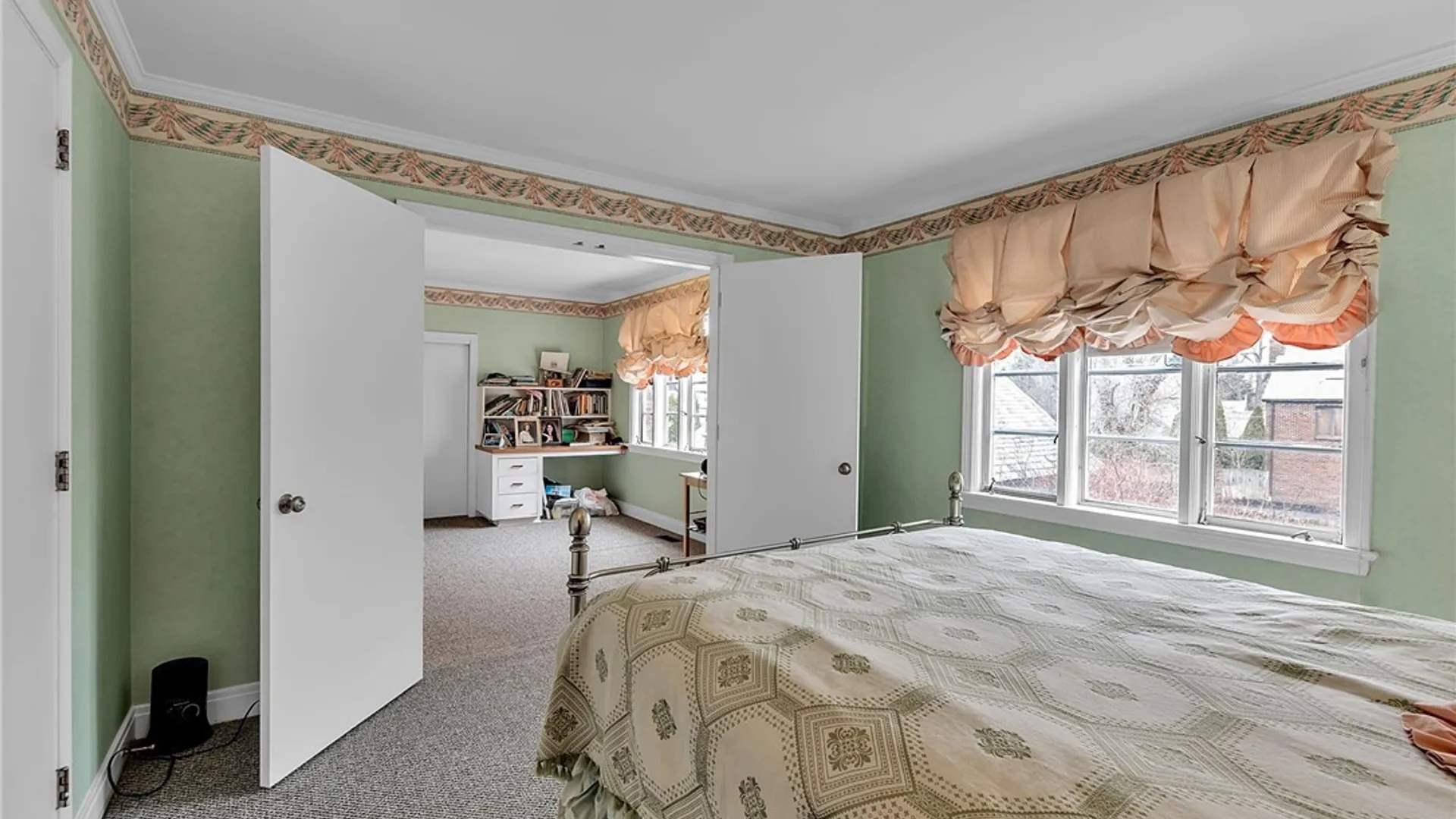 Property at 75 Nottingham Terrace, Buffalo, NY 14216 31