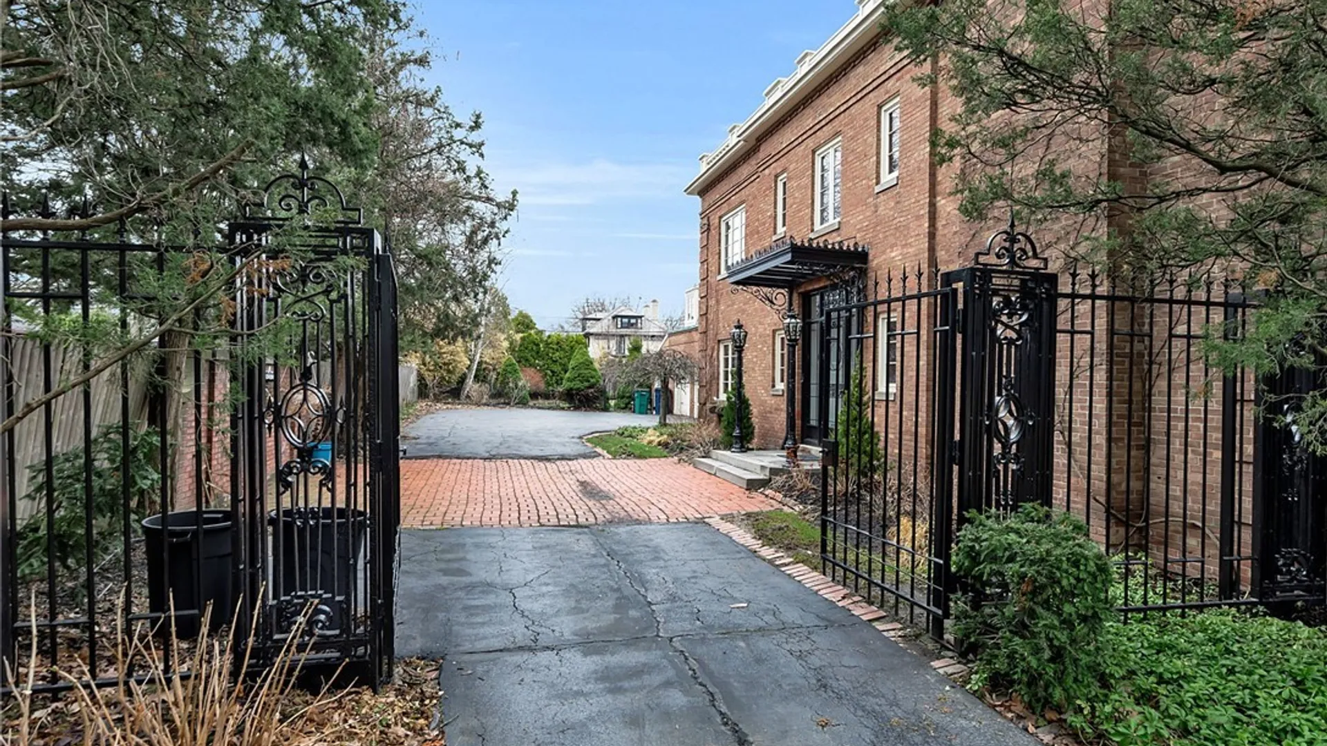 Property at 75 Nottingham Terrace, Buffalo, NY 14216 37