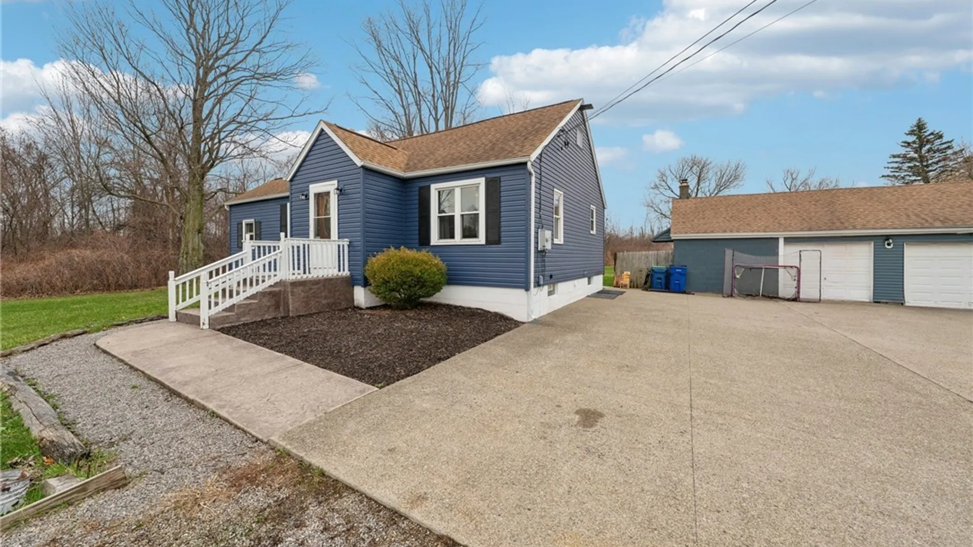 Property at 1085 Tonawanda Creek Road, Amherst, NY 14228 2