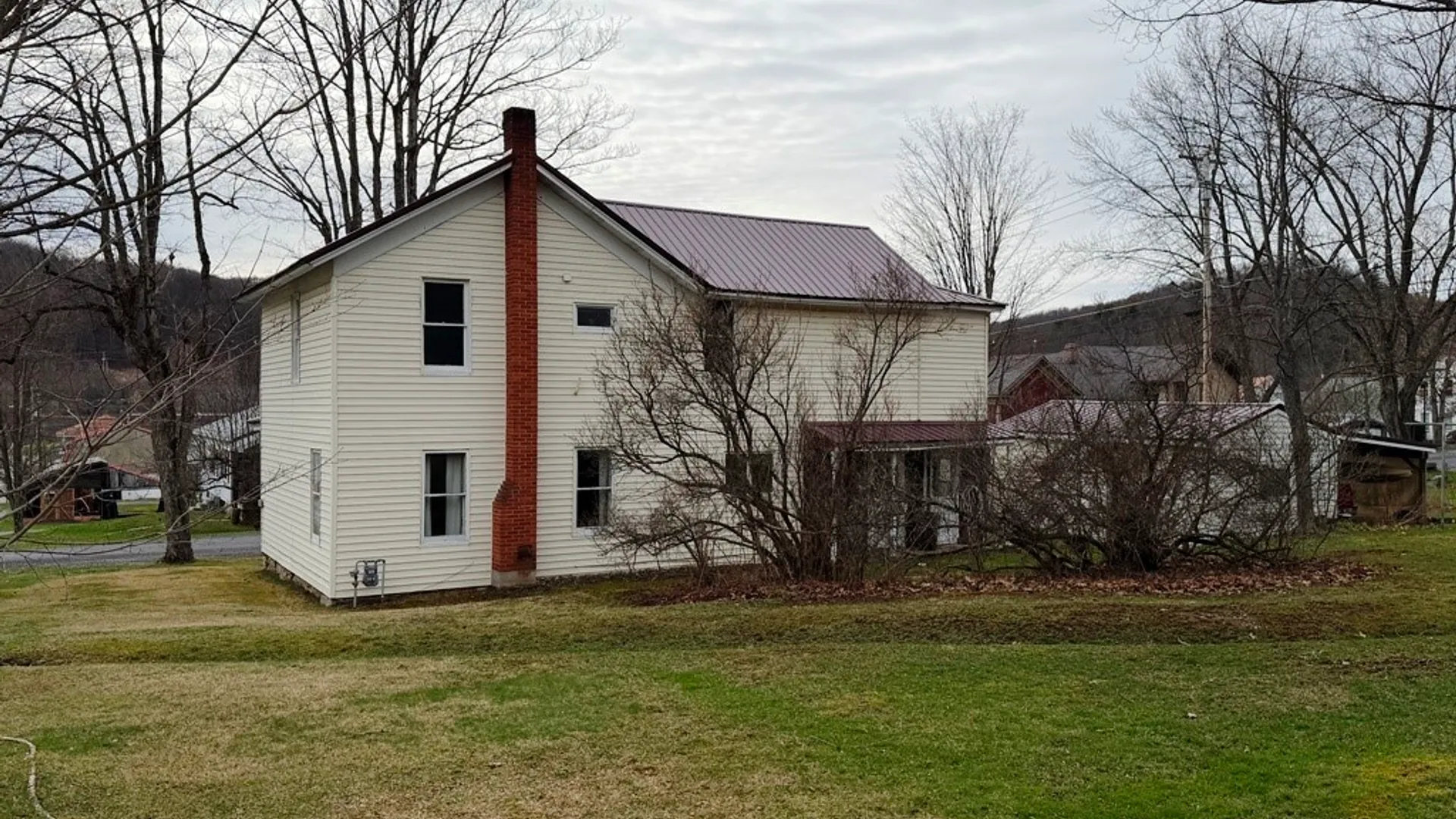Property at 272 Kane Street, Jones Twp, PA 15870 4