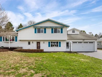 Property at 6 Kingswood Drive, Gates, NY 14624
