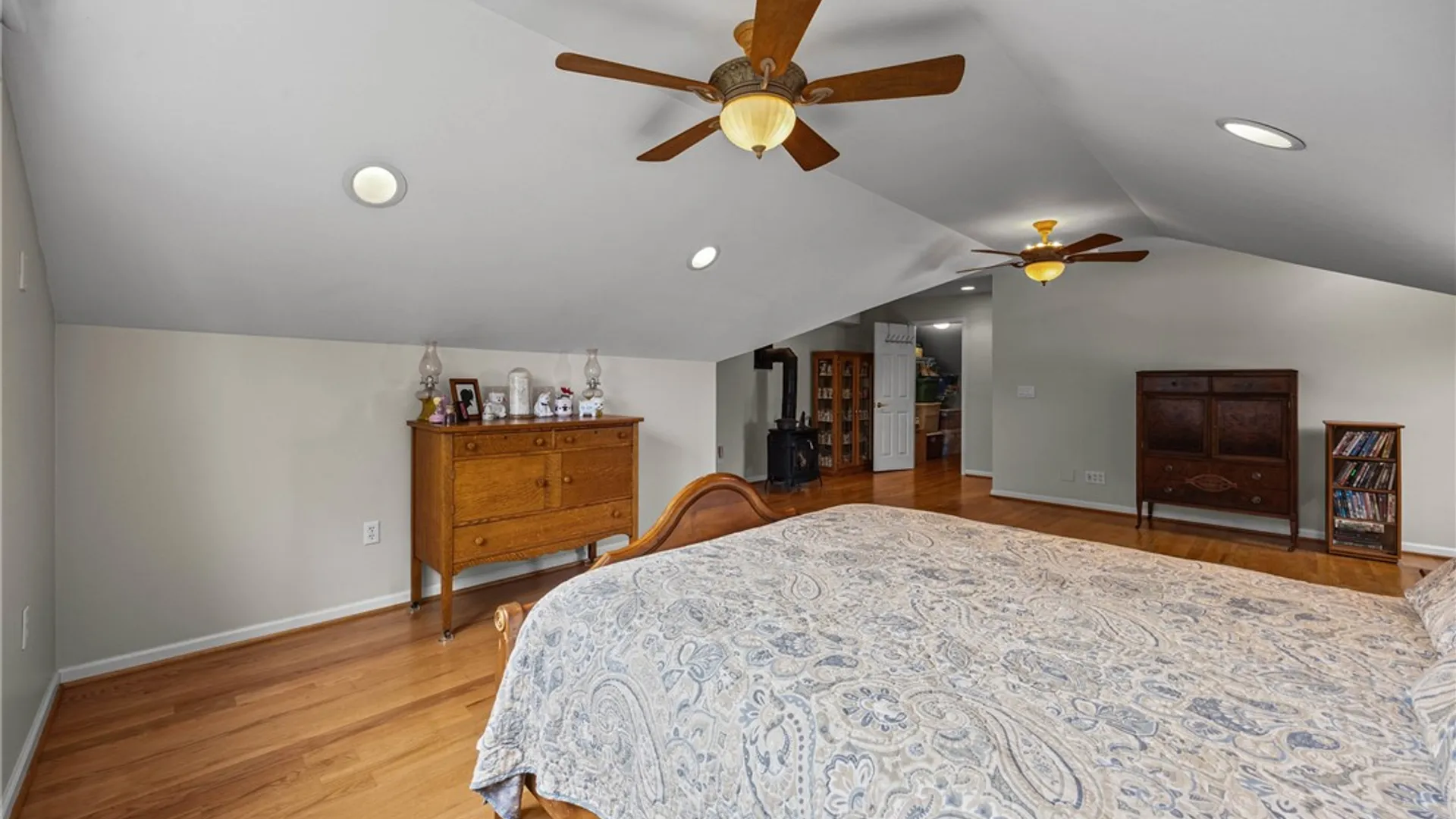Property at 6 Kingswood Drive, Gates, NY 14624 28