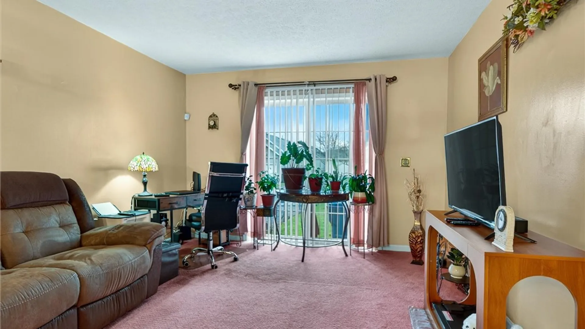 Property at 10 Wangman Street, Rochester, NY 14605 4