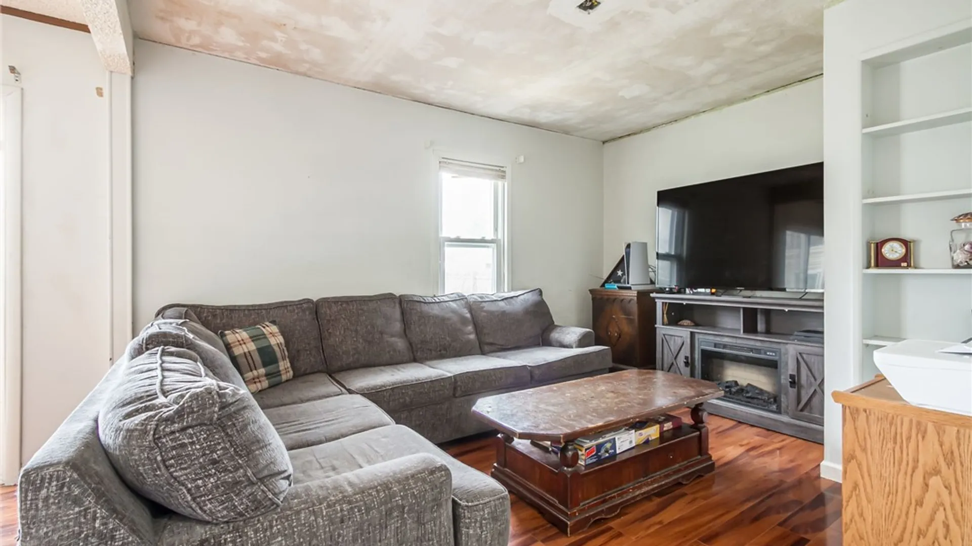 Property at 80 Eglantine Road, Greece, NY 14616 9