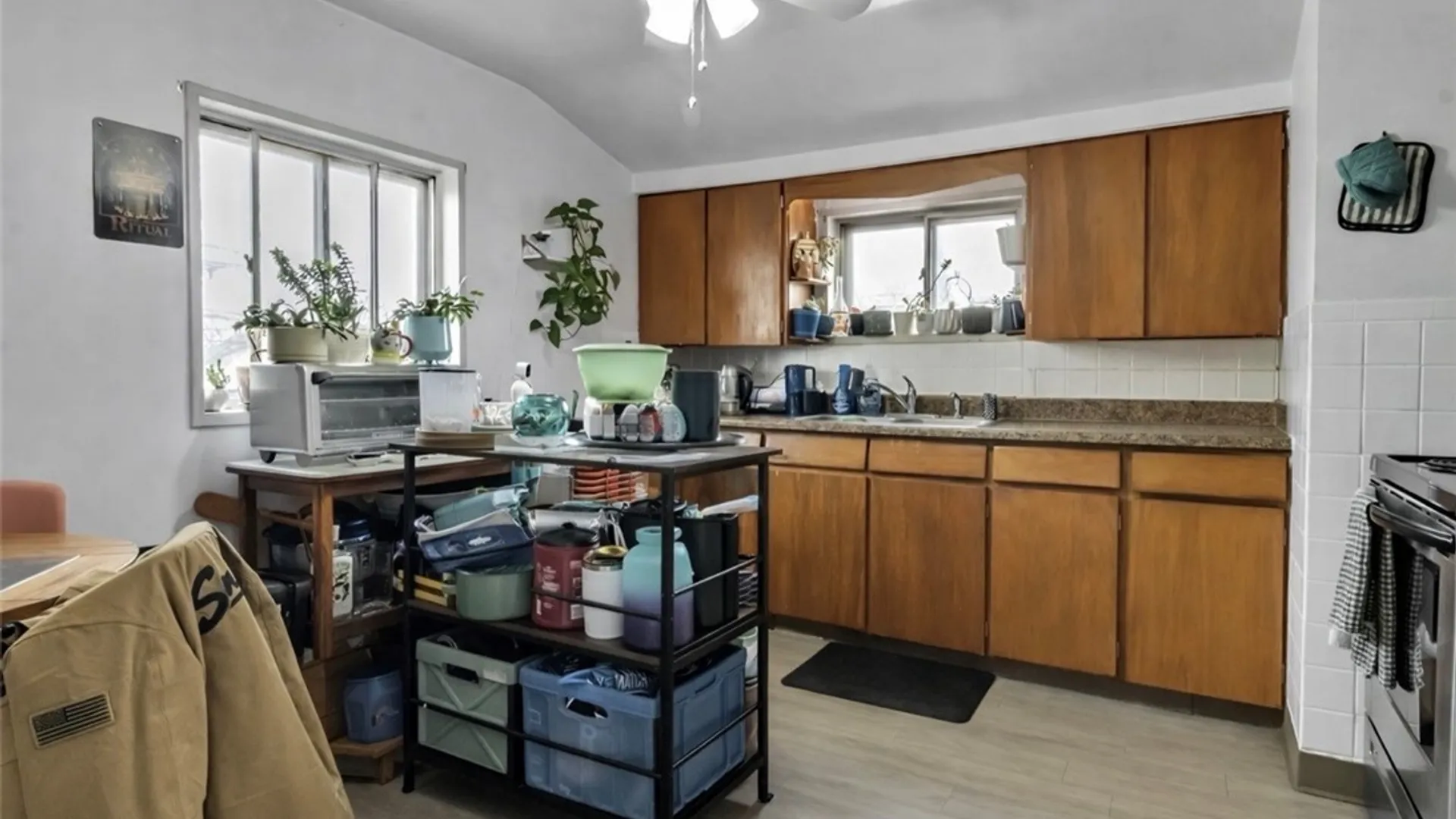 Property at 75 Beach Road, Cheektowaga, NY 14225 10