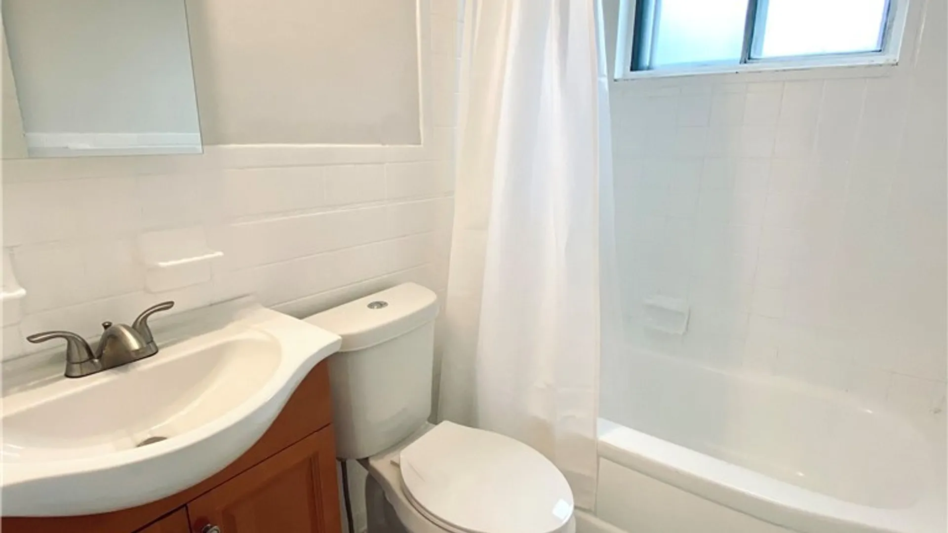 Property at 75 Beach Road, Cheektowaga, NY 14225 5