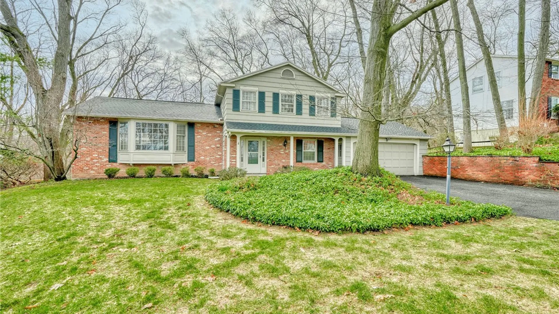 Property at 18 Mountain Rise Rise, Perinton, NY 14450 2