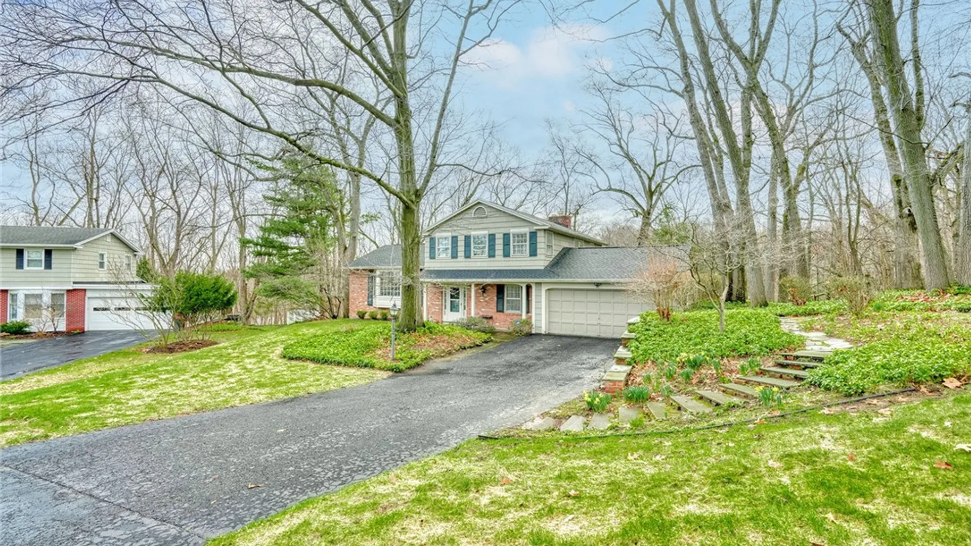 Property at 18 Mountain Rise Rise, Perinton, NY 14450 3