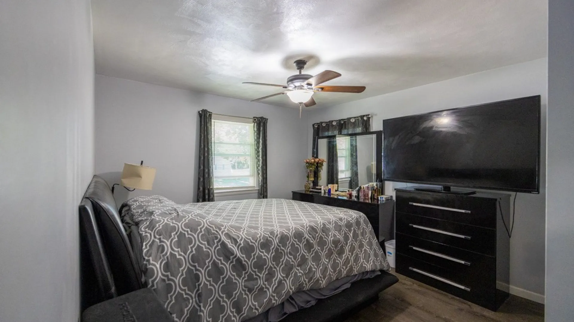 Property at 268 Angelus Drive, Irondequoit, NY 14622 11