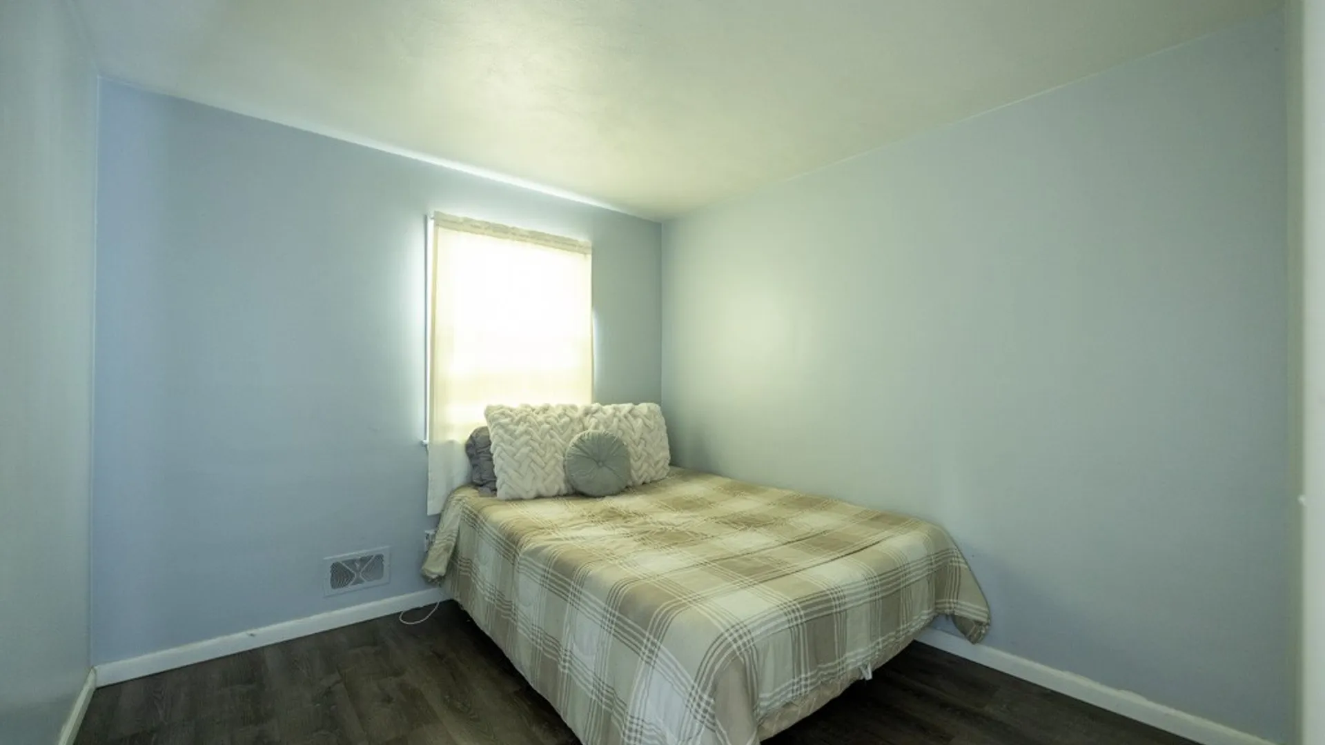 Property at 268 Angelus Drive, Irondequoit, NY 14622 14