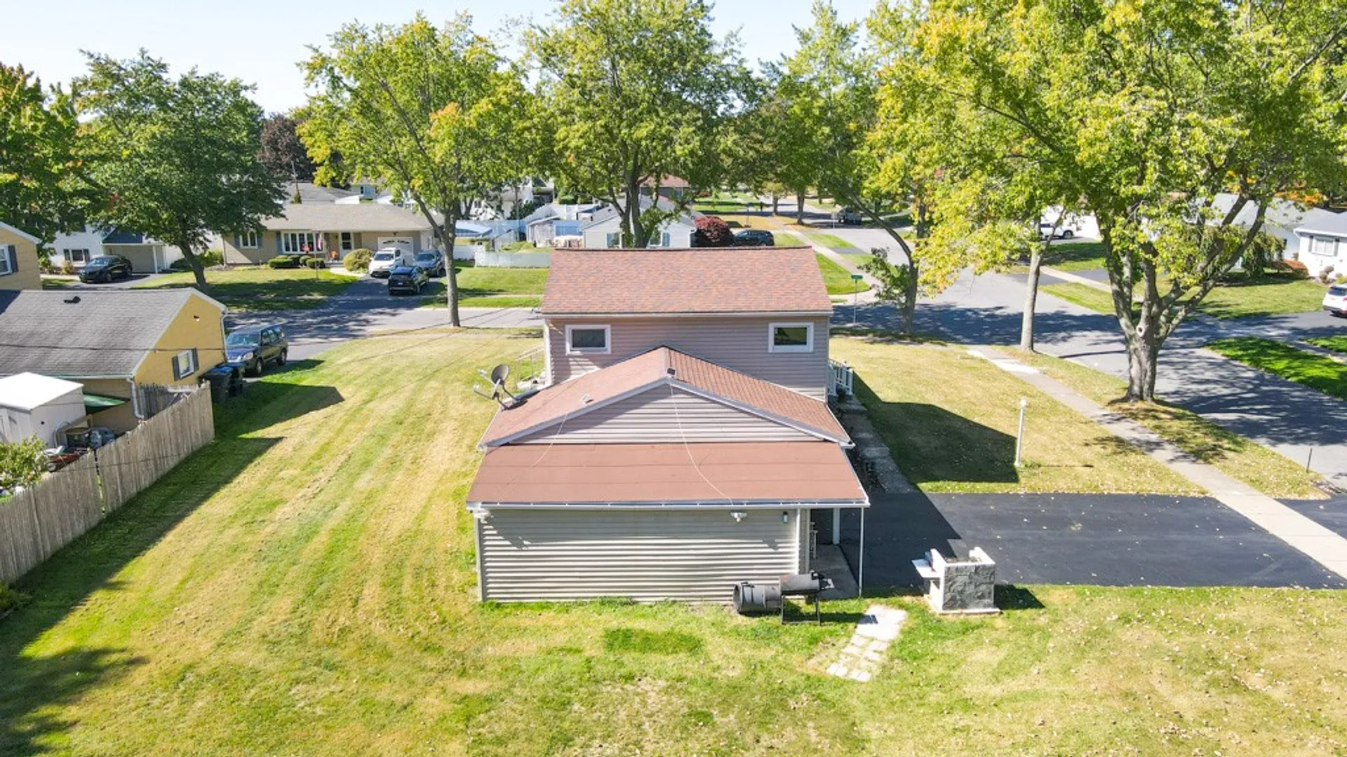 Property at 268 Angelus Drive, Irondequoit, NY 14622 3