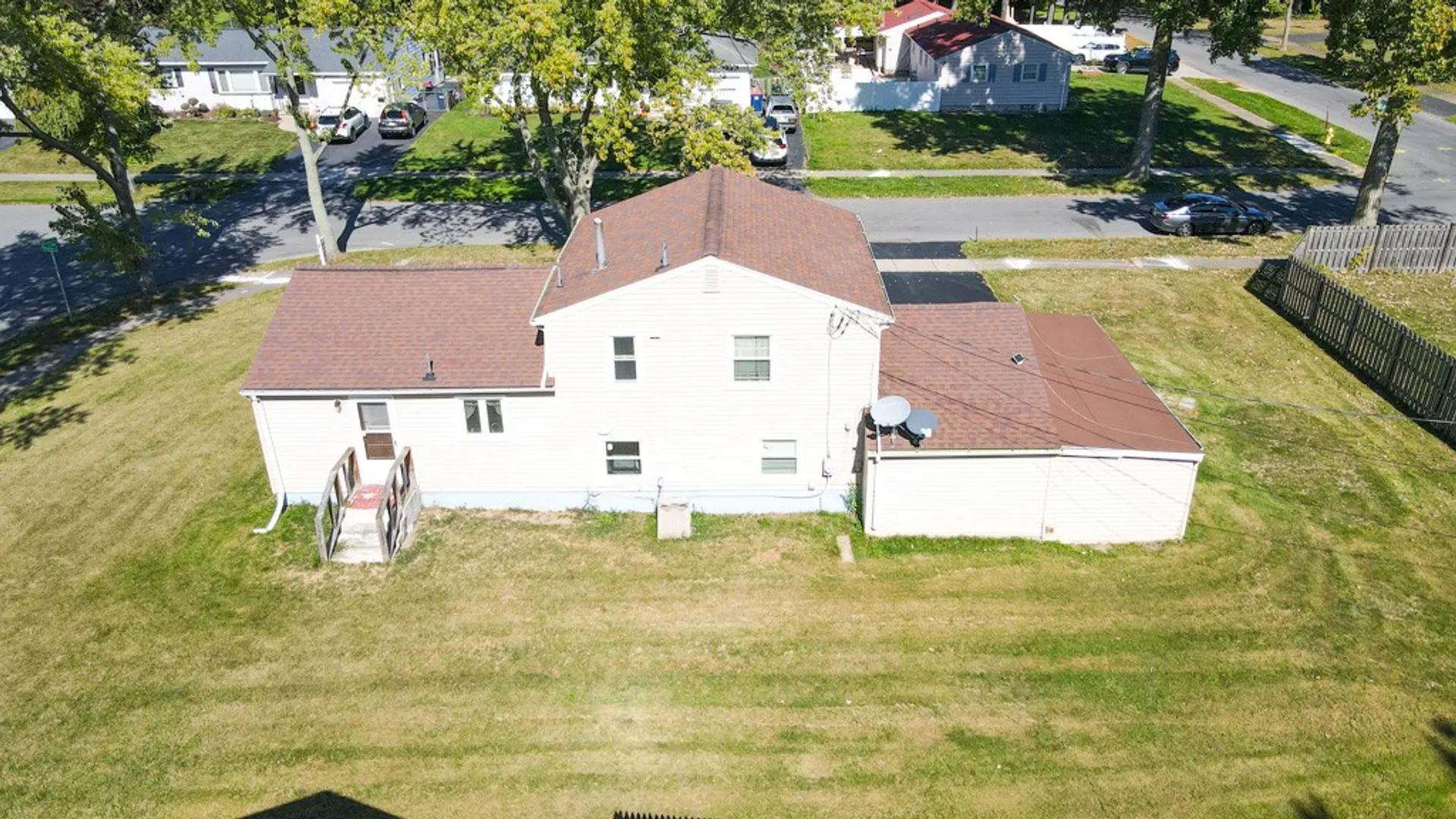 Property at 268 Angelus Drive, Irondequoit, NY 14622 4