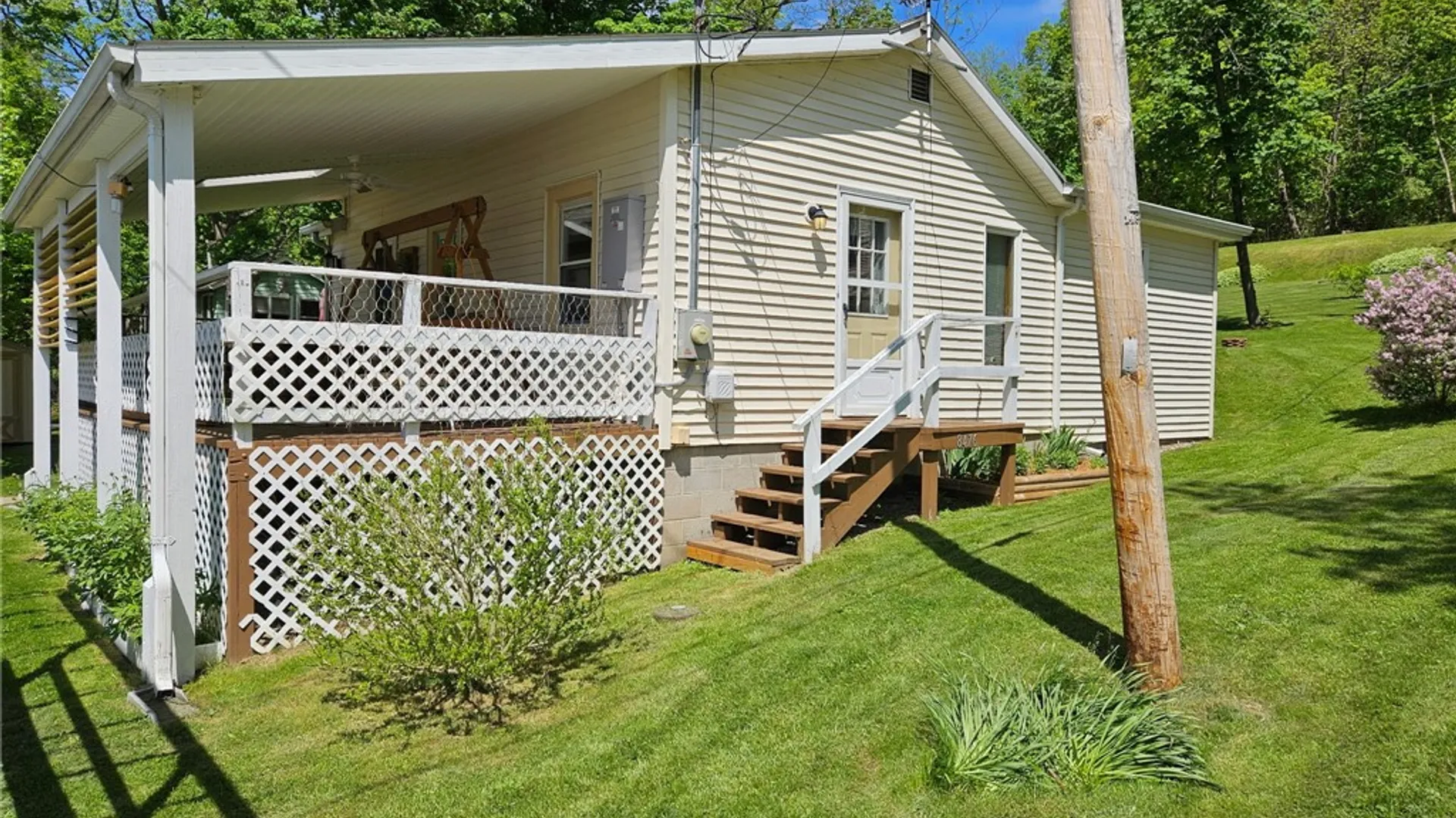 Property at 8476 Harvard Street, Richmond, NY 14471 4