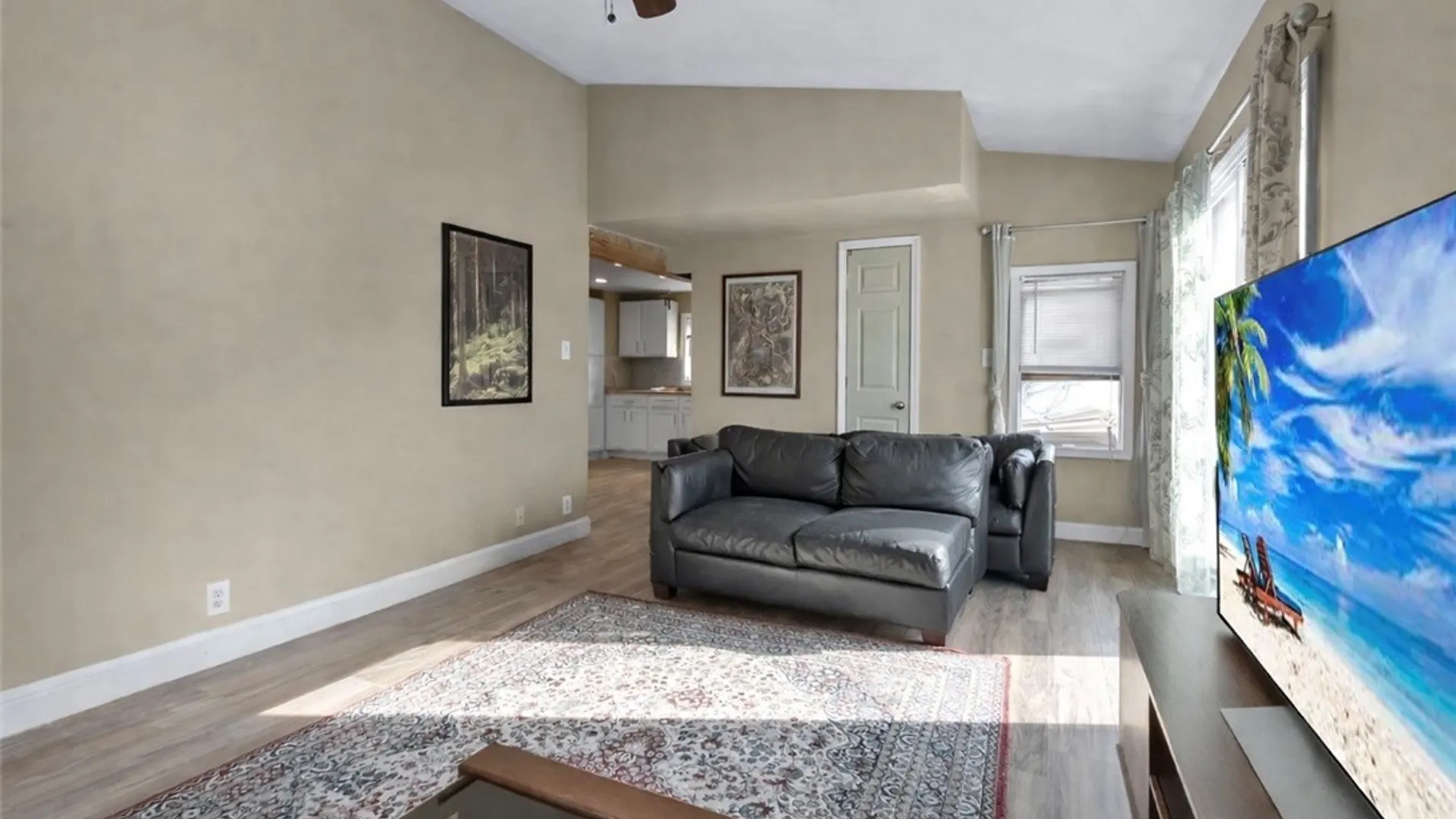 Property at 185 Lochland Drive, Cheektowaga, NY 14225 11