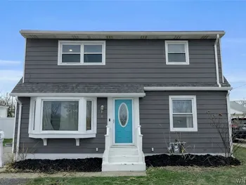 Property at 185 Lochland Drive, Cheektowaga, NY 14225
