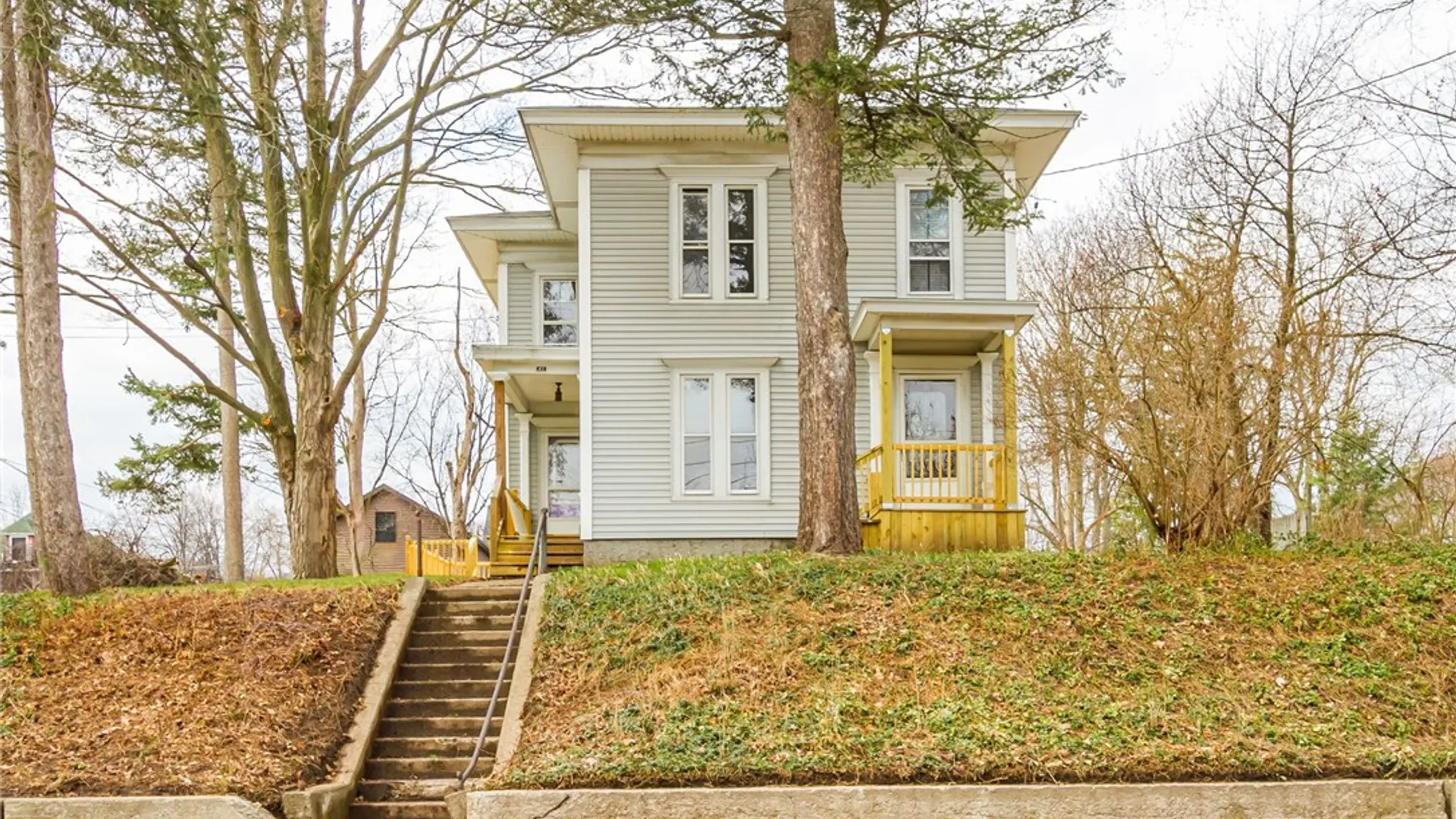 Property at 27 Center Street, Perry, NY 14530 4