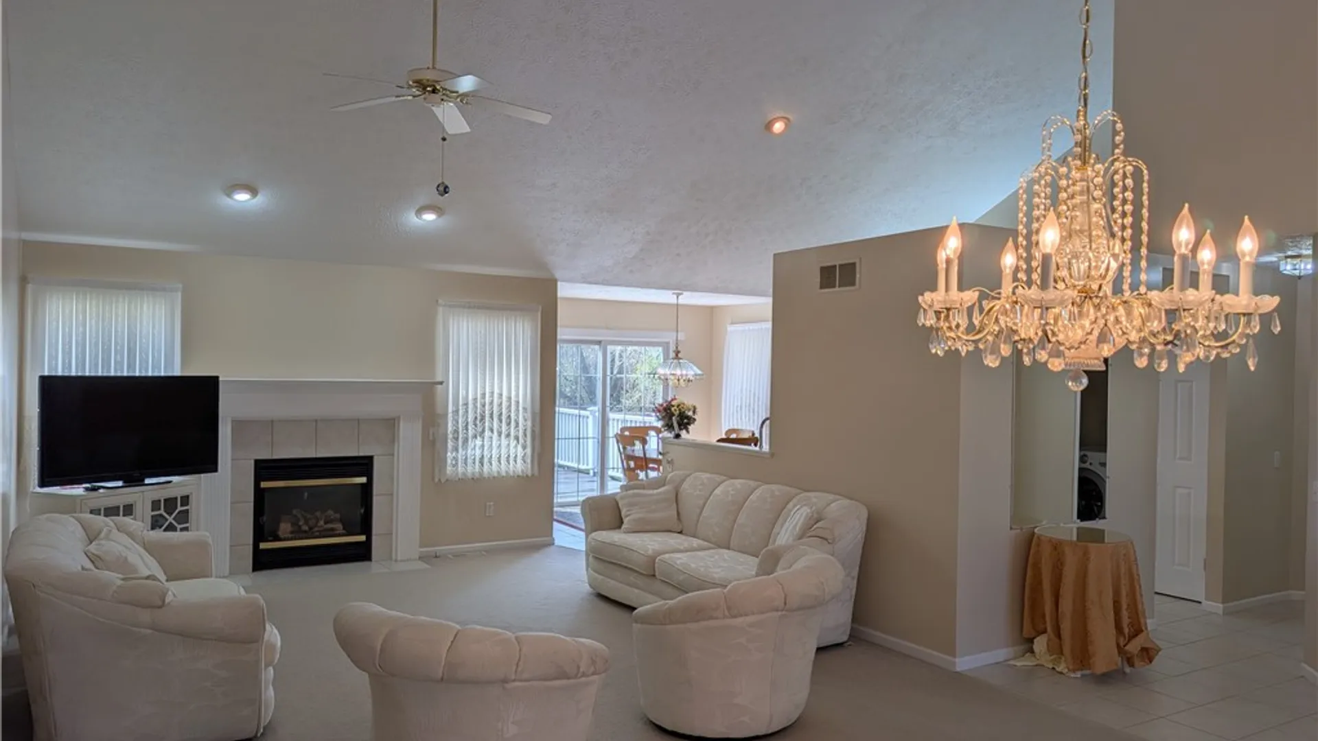Property at 55 Barclay Court, Greece, NY 14612 11