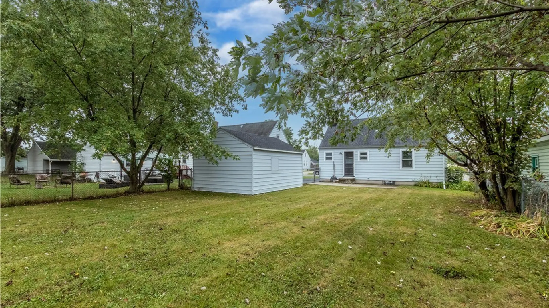 Property at 226 Westbrook Drive, Cheektowaga, NY 14225 14