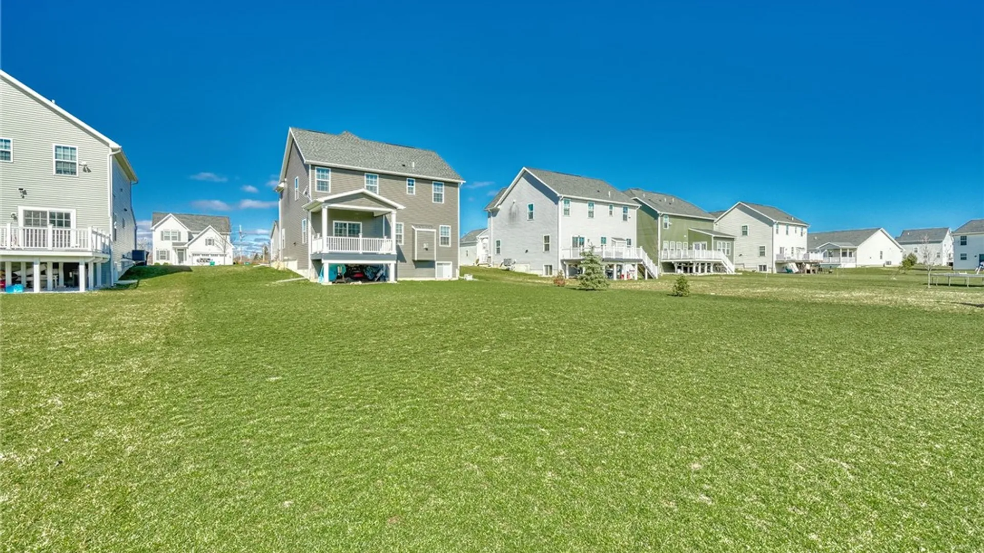 Property at 35 Harvest Ridge Trail, Henrietta, NY 14586 48