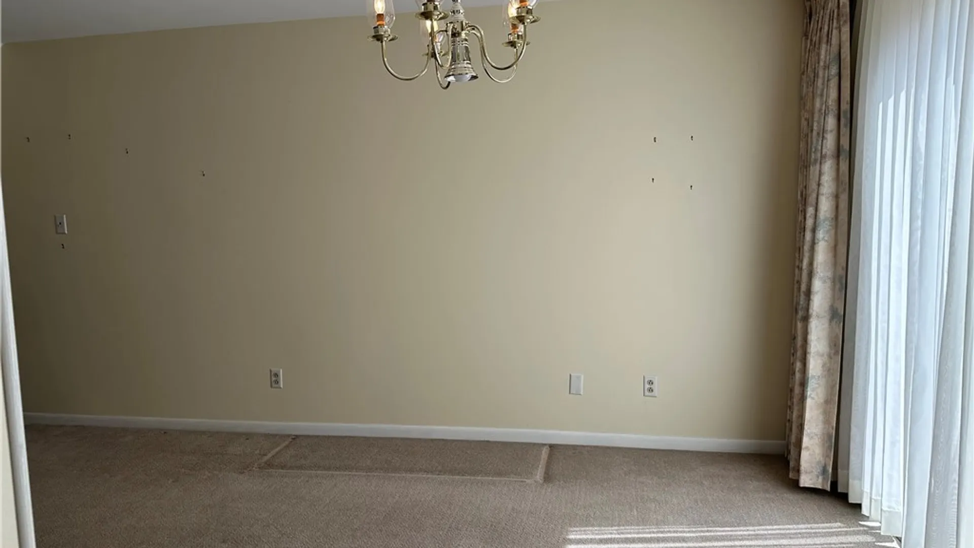 Property at 304 Charlesgate Circle, Amherst, NY 14051 30