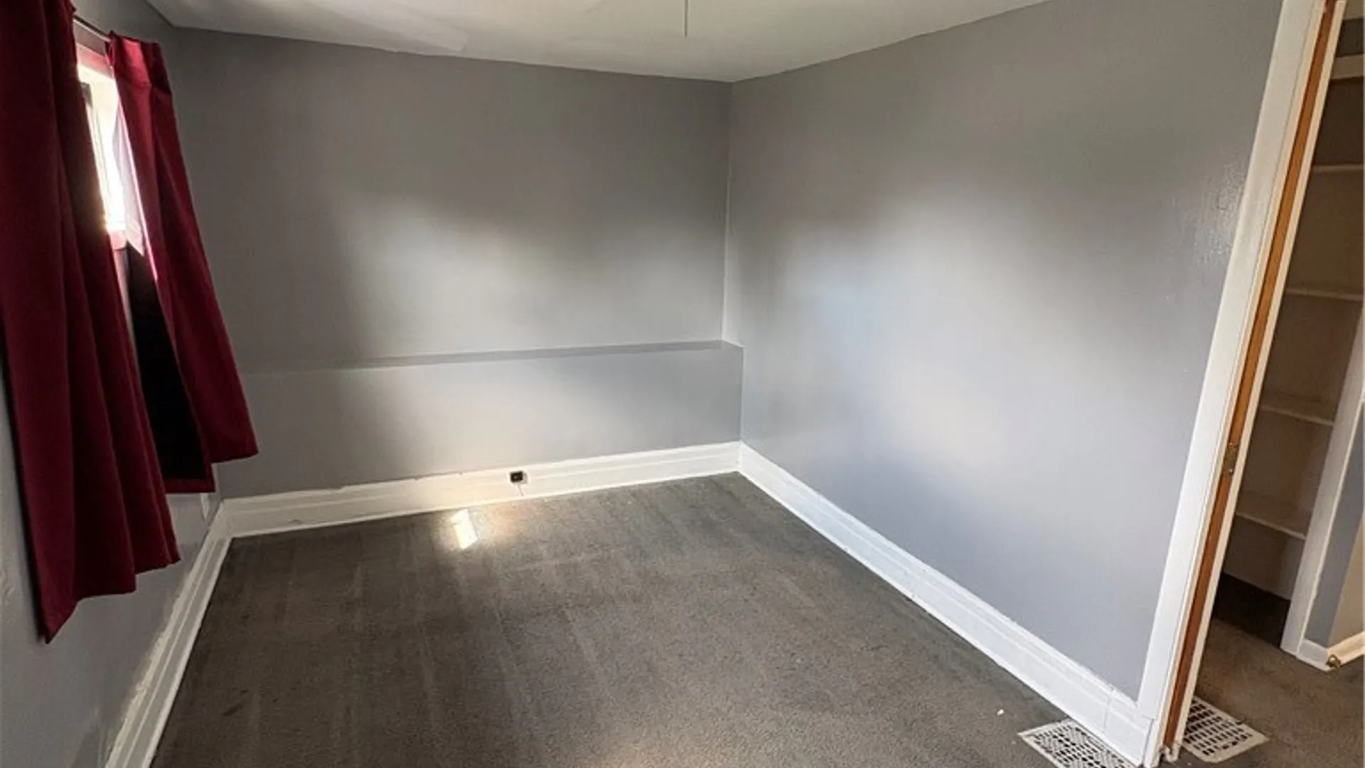 Property at 57 Abbottsford Place, Buffalo, NY 14213 24