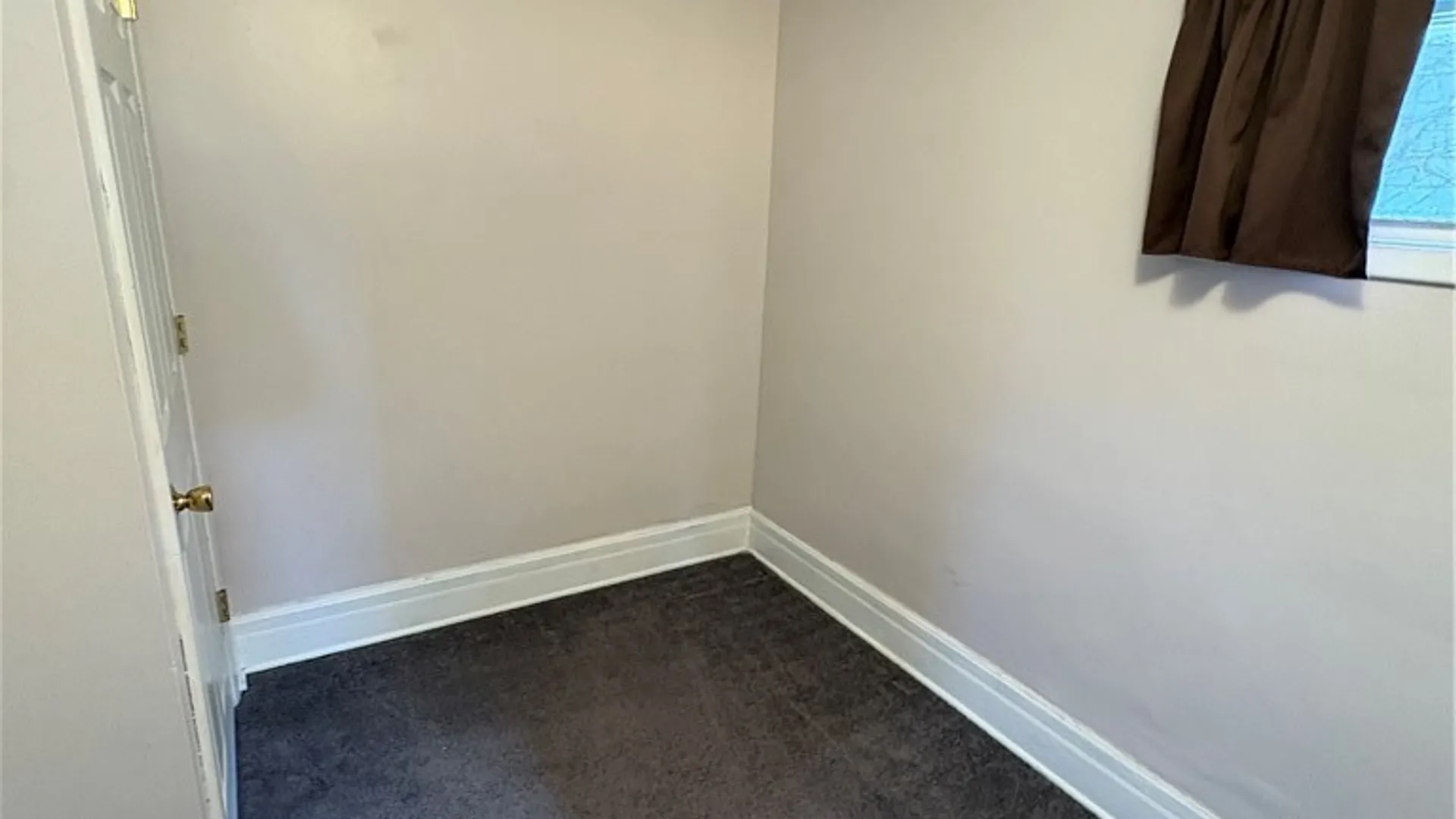 Property at 57 Abbottsford Place, Buffalo, NY 14213 27