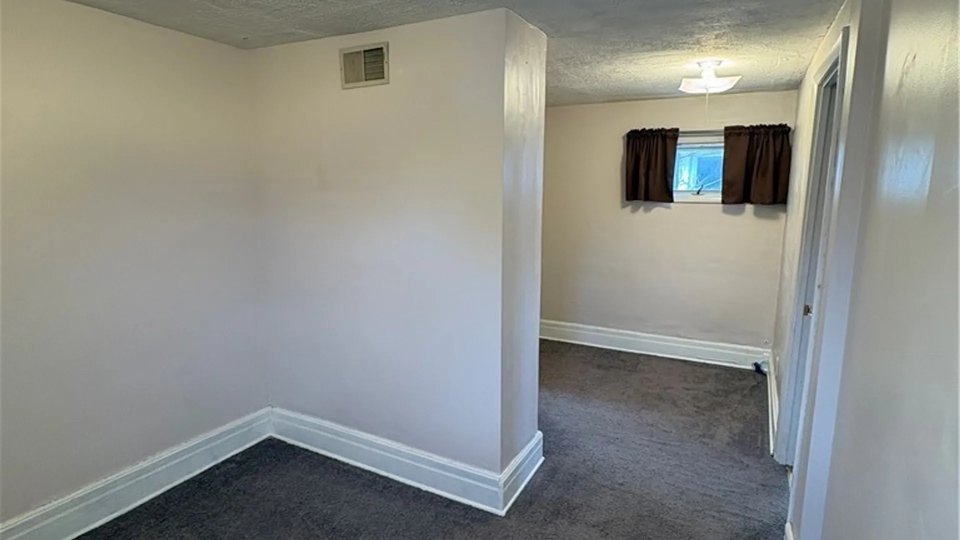Property at 57 Abbottsford Place, Buffalo, NY 14213 29