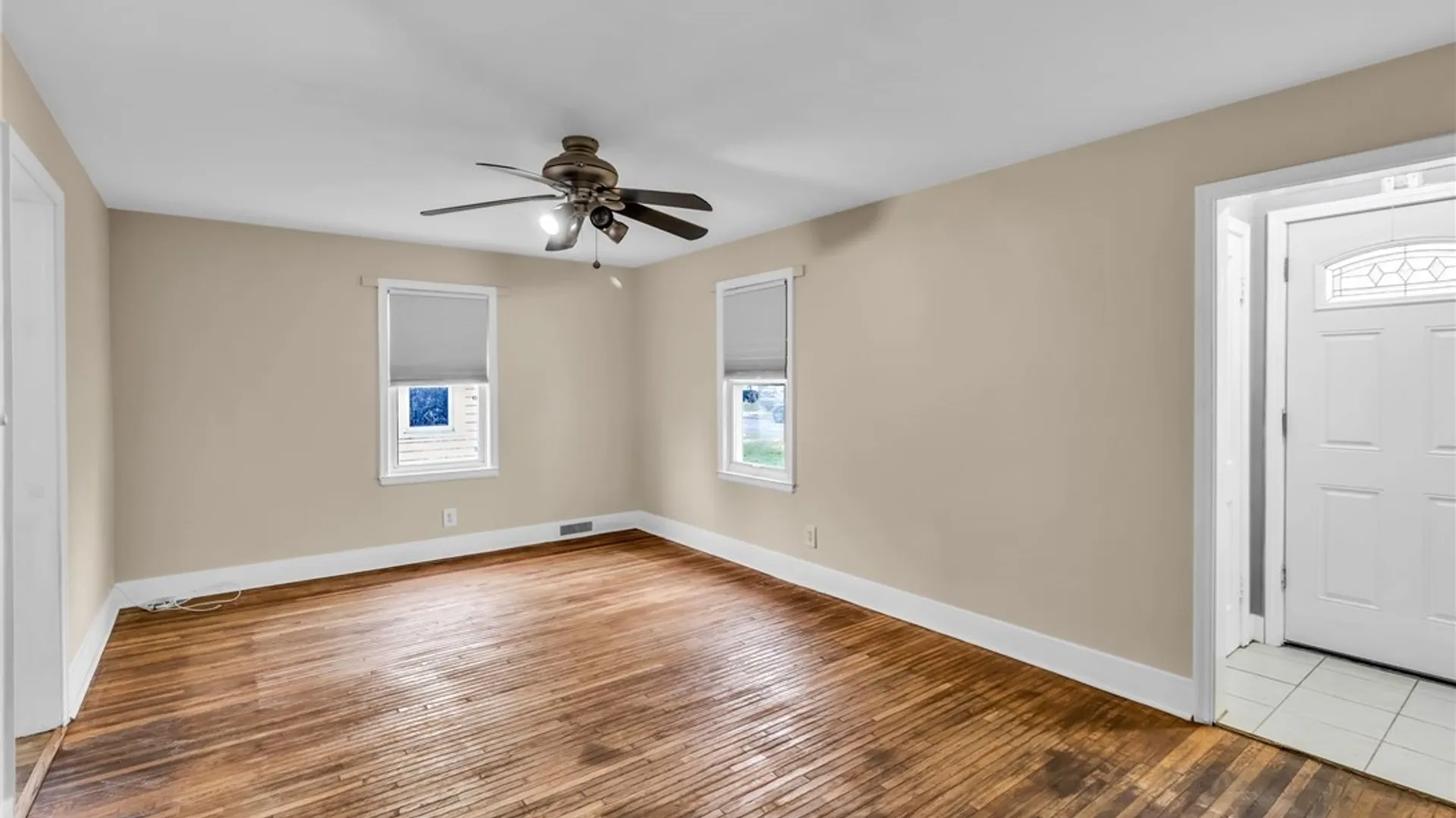 Property at 235 Knox Avenue, West Seneca, NY 14224 14