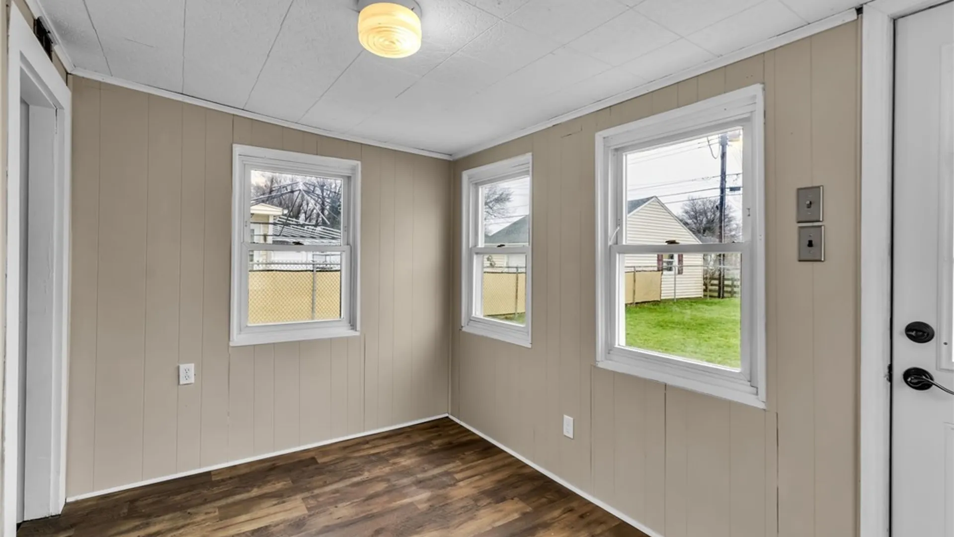 Property at 235 Knox Avenue, West Seneca, NY 14224 22