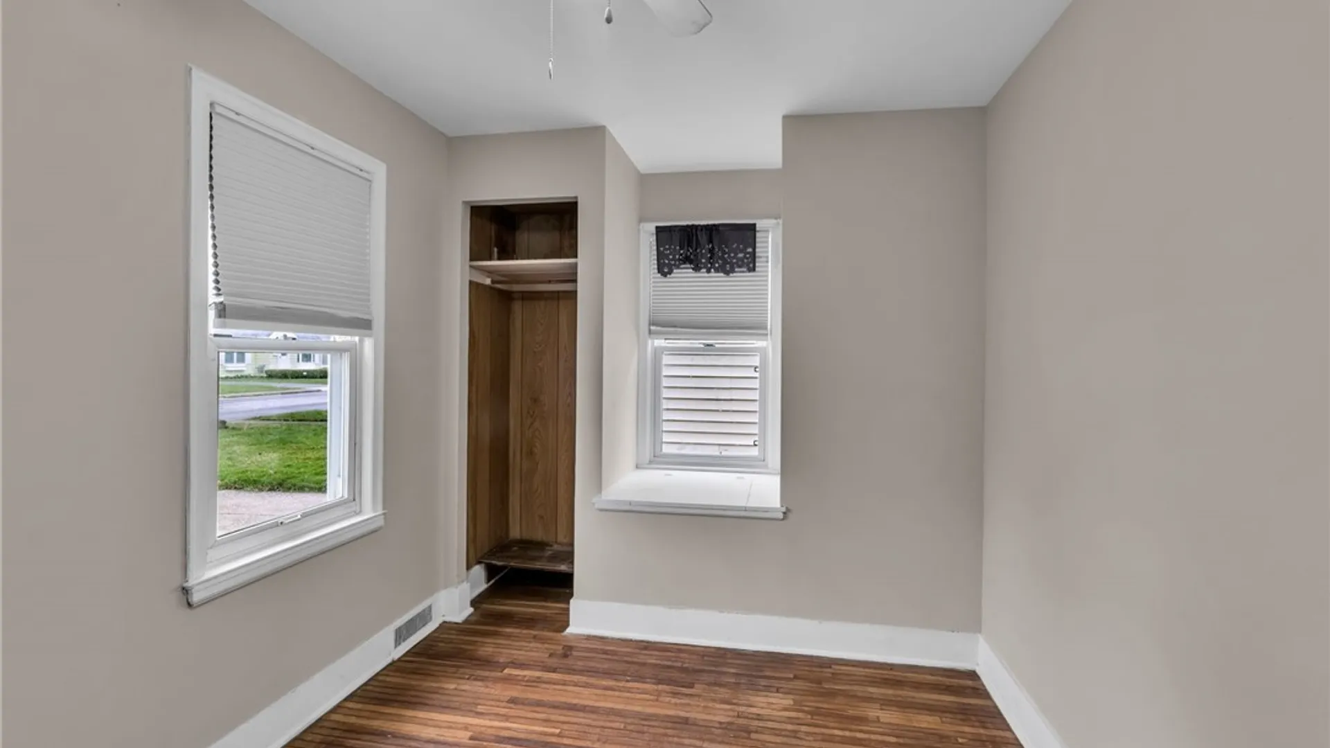 Property at 235 Knox Avenue, West Seneca, NY 14224 31