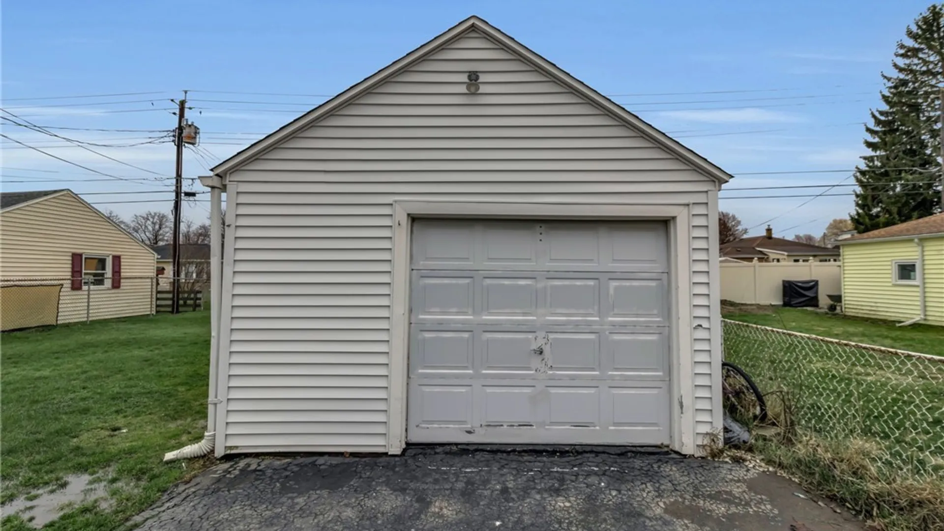 Property at 235 Knox Avenue, West Seneca, NY 14224 4