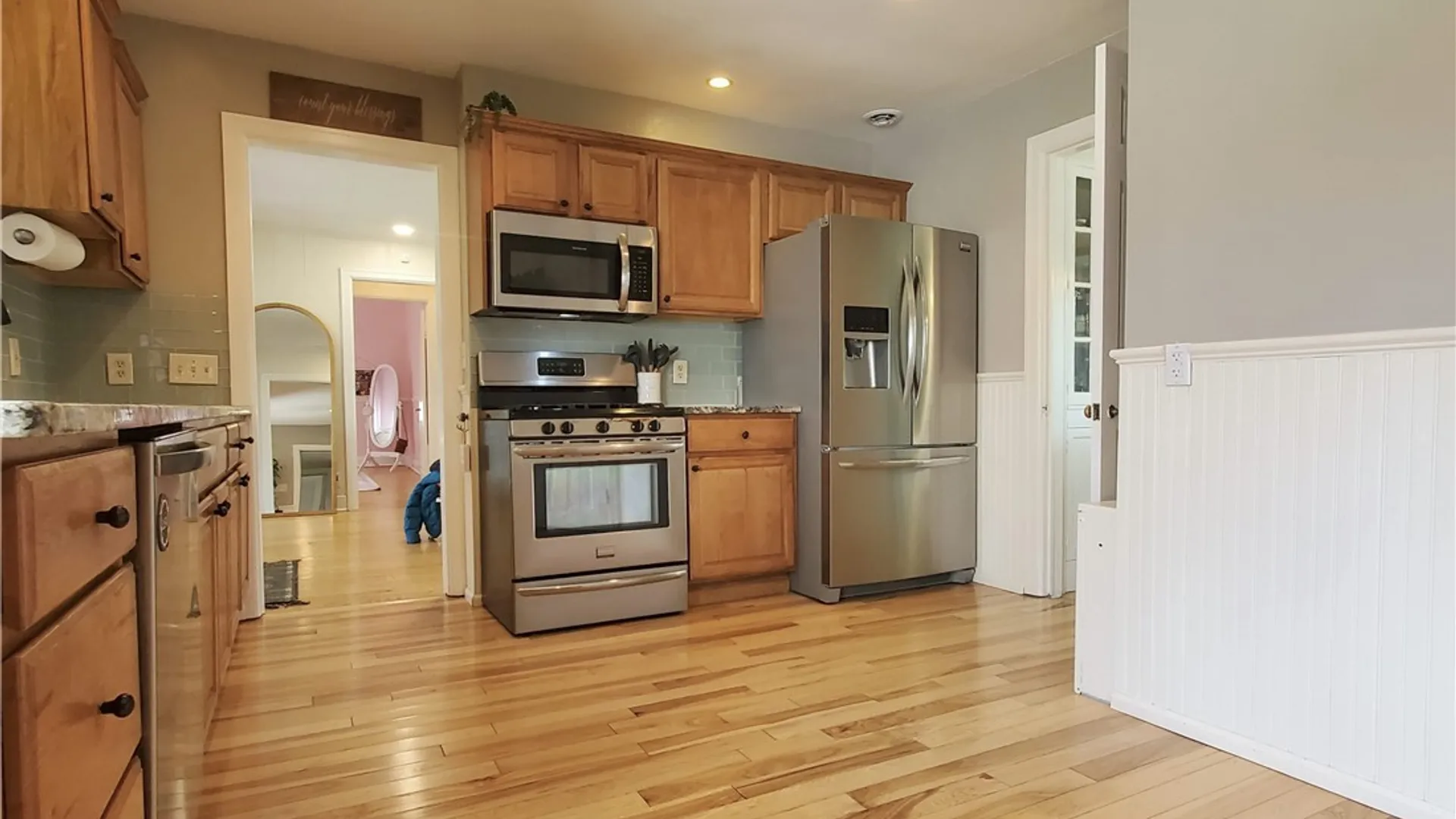 Property at 6097 Eckhardt Road, Hamburg, NY 14085 11