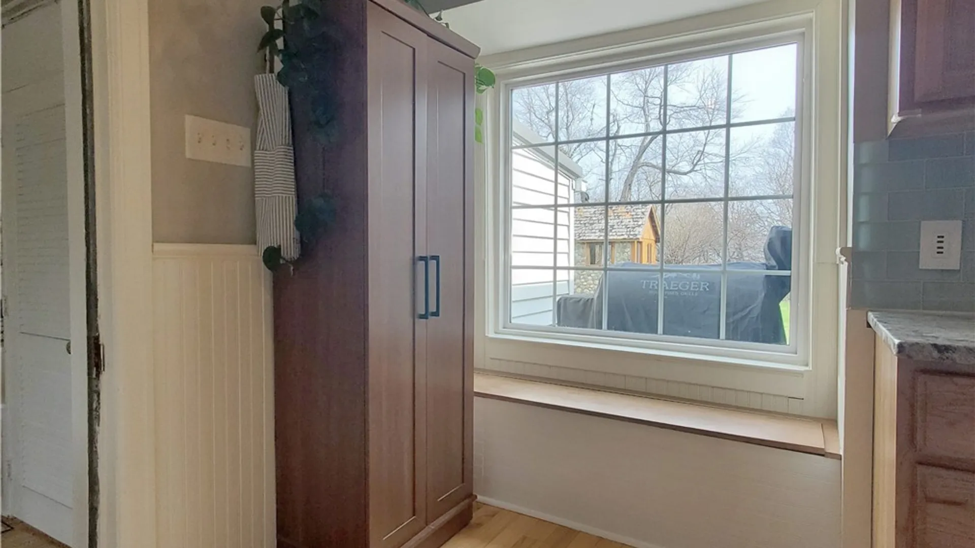 Property at 6097 Eckhardt Road, Hamburg, NY 14085 15