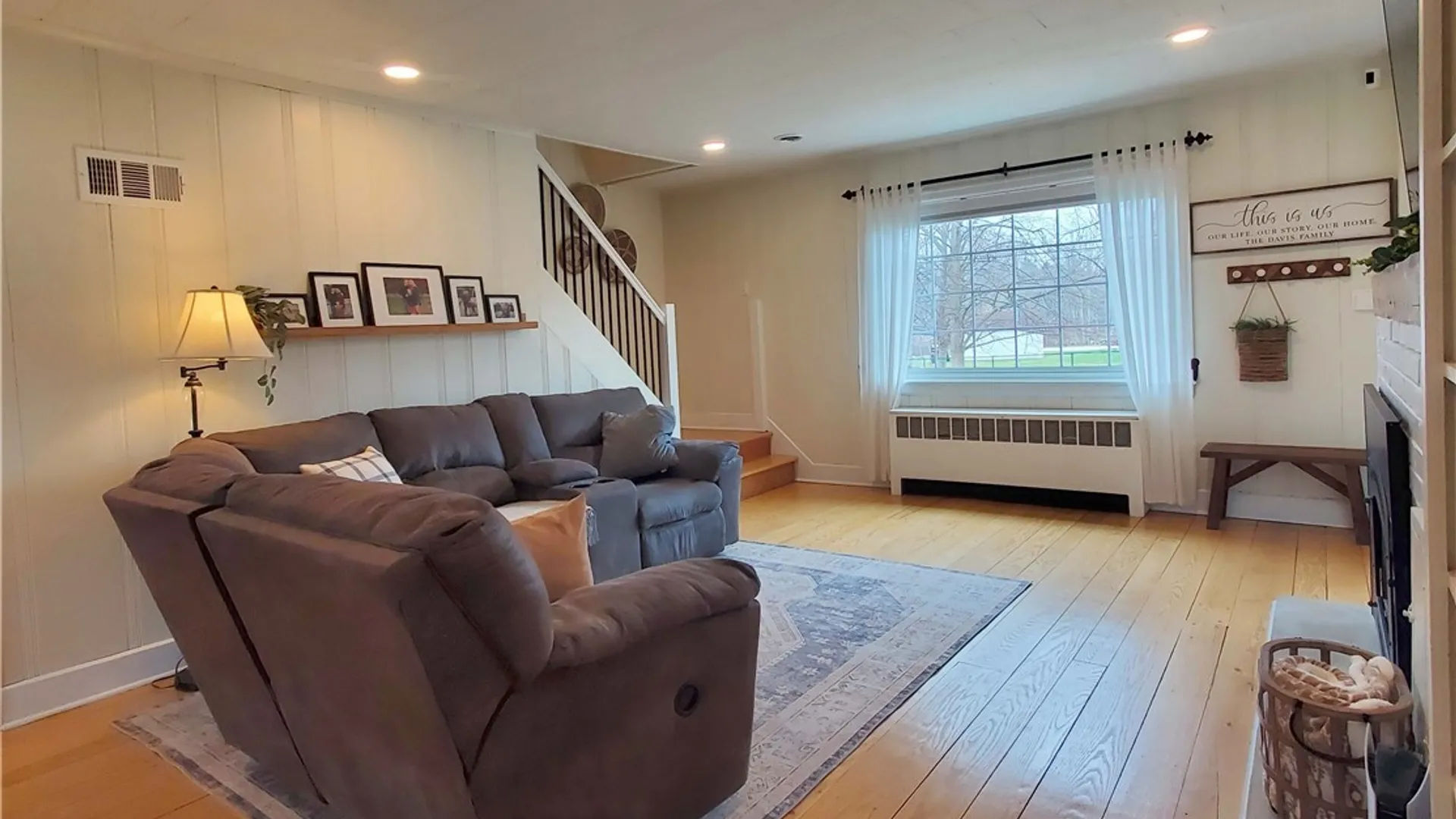 Property at 6097 Eckhardt Road, Hamburg, NY 14085 4