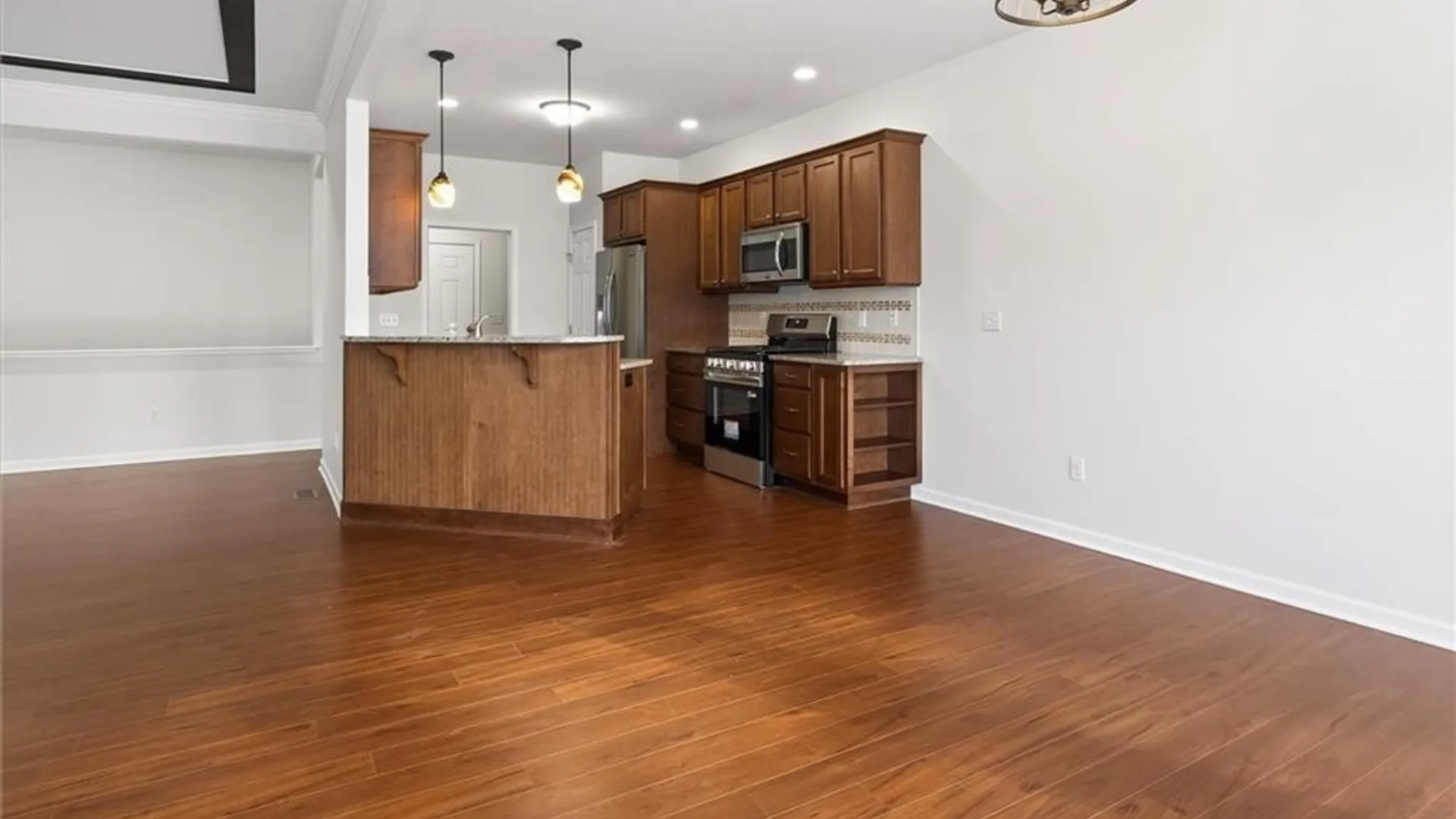 Property at 43 Spotts Cir, Riga, NY 14428 14