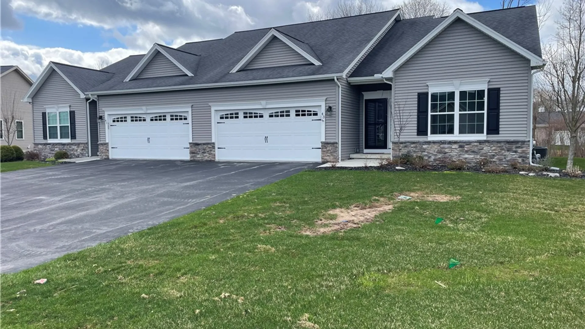 Property at 43 Spotts Cir, Riga, NY 14428 2