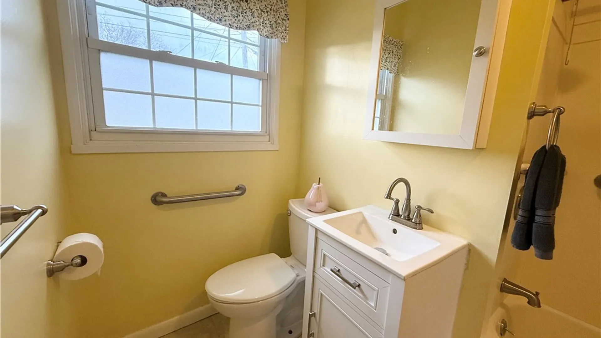 Property at 80 Bennett Street, Geneva City, NY 14456 29