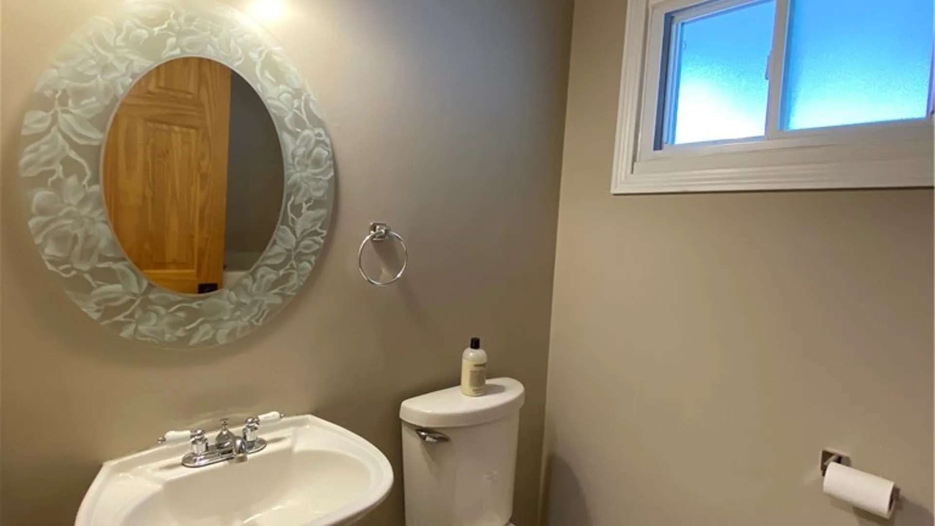 Property at 56 Prince Drive, Cheektowaga, NY 14043 17