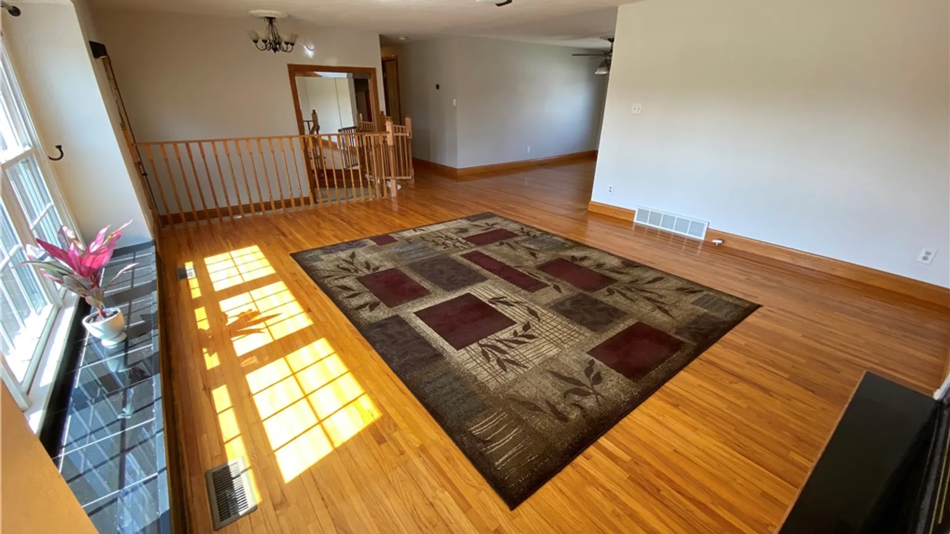 Property at 56 Prince Drive, Cheektowaga, NY 14043 3