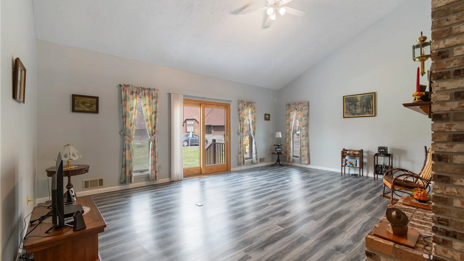 Property at 40 Cambridge Court, Perinton, NY 14450 11