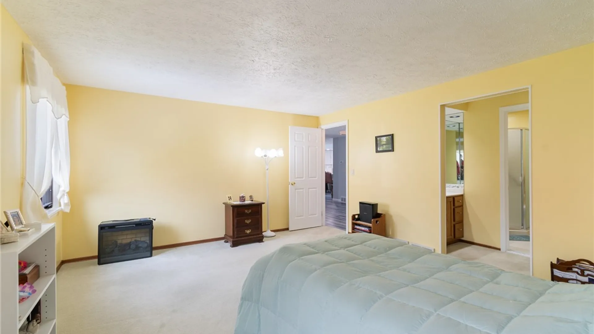 Property at 40 Cambridge Court, Perinton, NY 14450 16