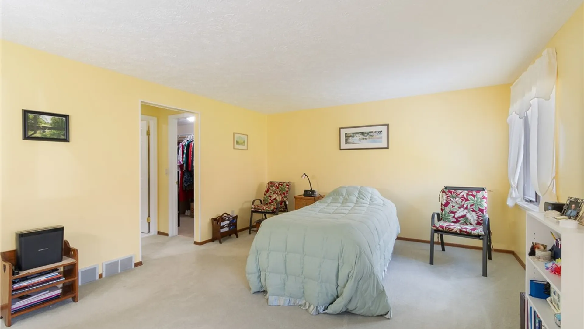 Property at 40 Cambridge Court, Perinton, NY 14450 17