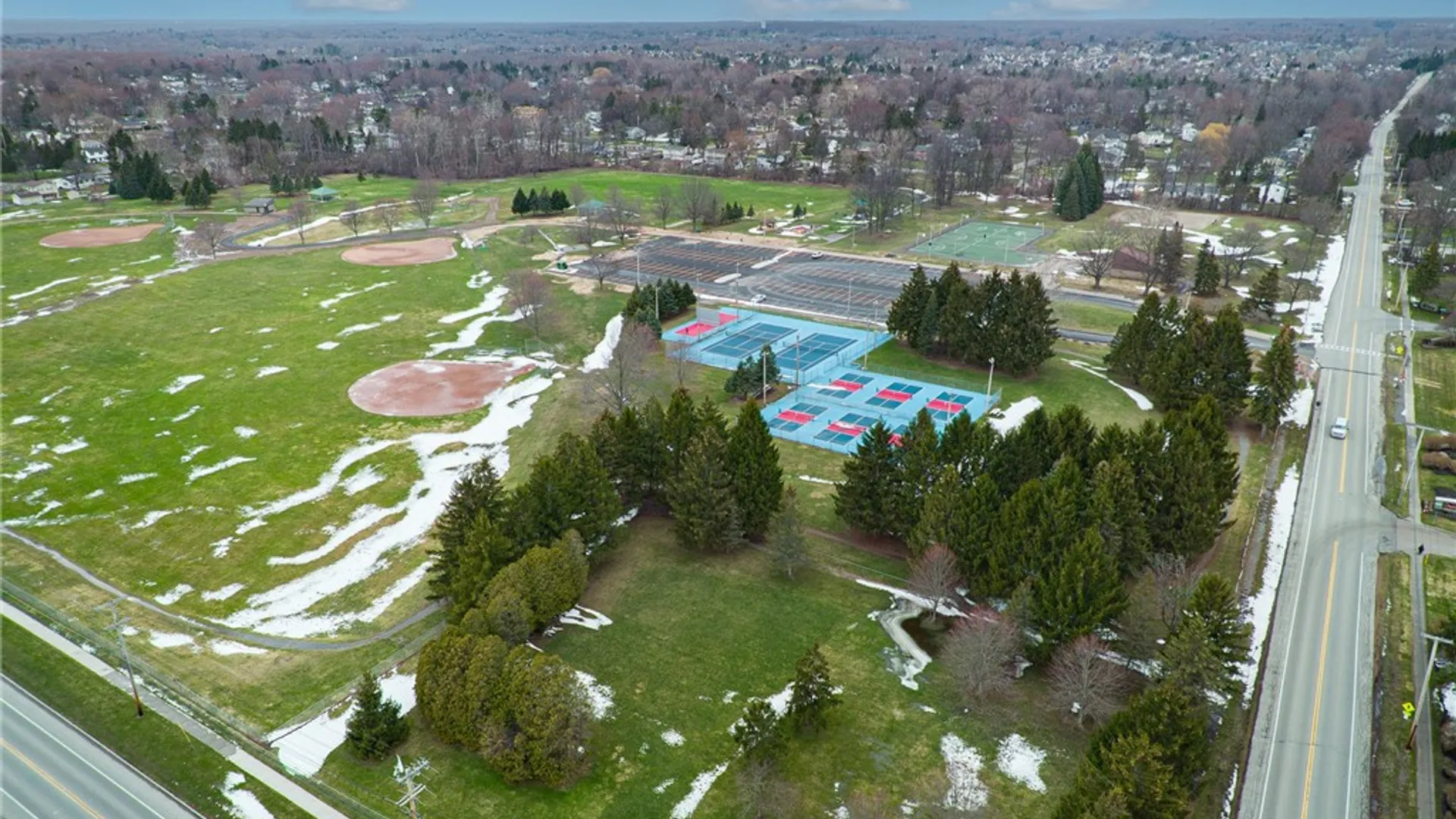 Property at 40 Cambridge Court, Perinton, NY 14450 32